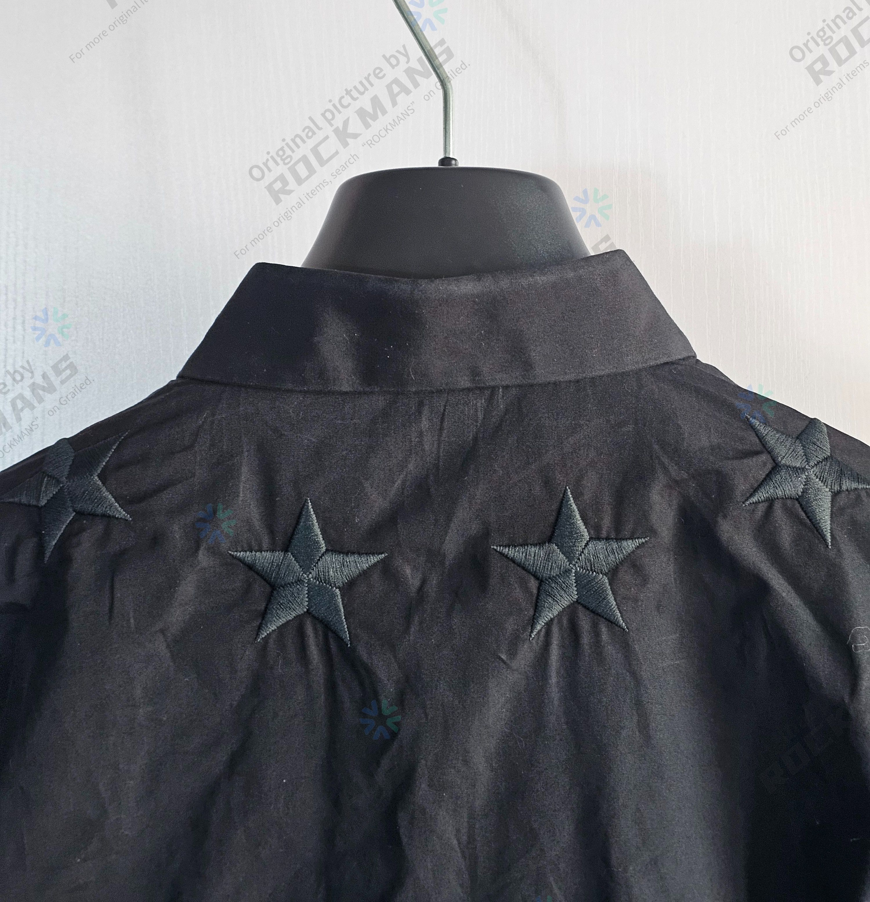 Givenchy Givenchy Classic Black Star Embroidered Shirts Size 41 Size US M / EU 48-50 / 2 - 3 Thumbnail