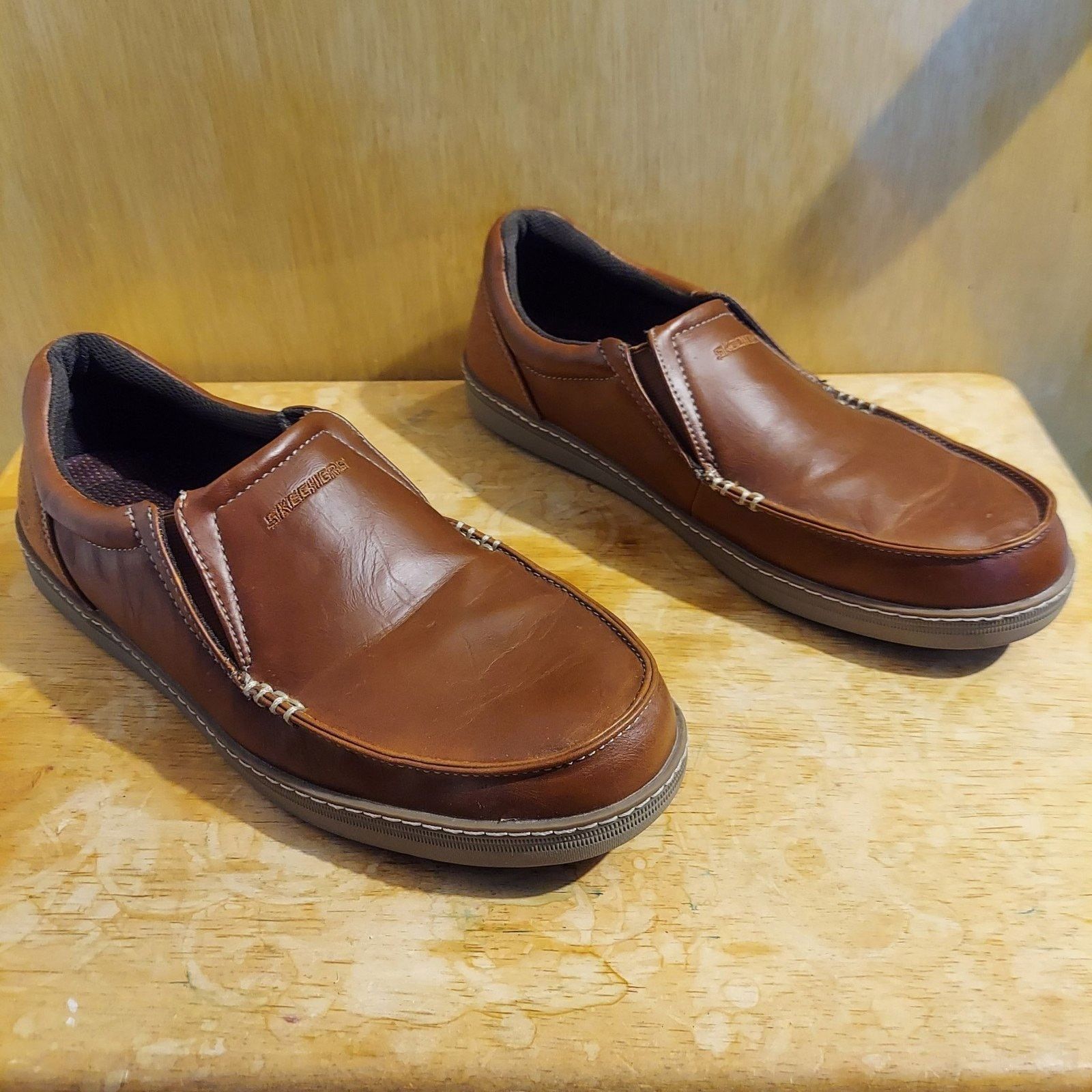 SKECHERS Skechers Helmer Edmon 75271 Men's US 9.5 Brown Loafer Shoes Size US 9.5 / EU 42-43 - 2 Thumbnail
