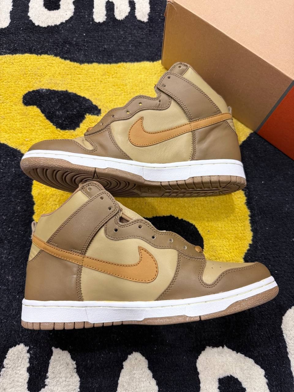 Nike Nike Dunk High Hay Maple Taupe (2003) 304717-222 Size US 9 / EU 42 - 3 Thumbnail
