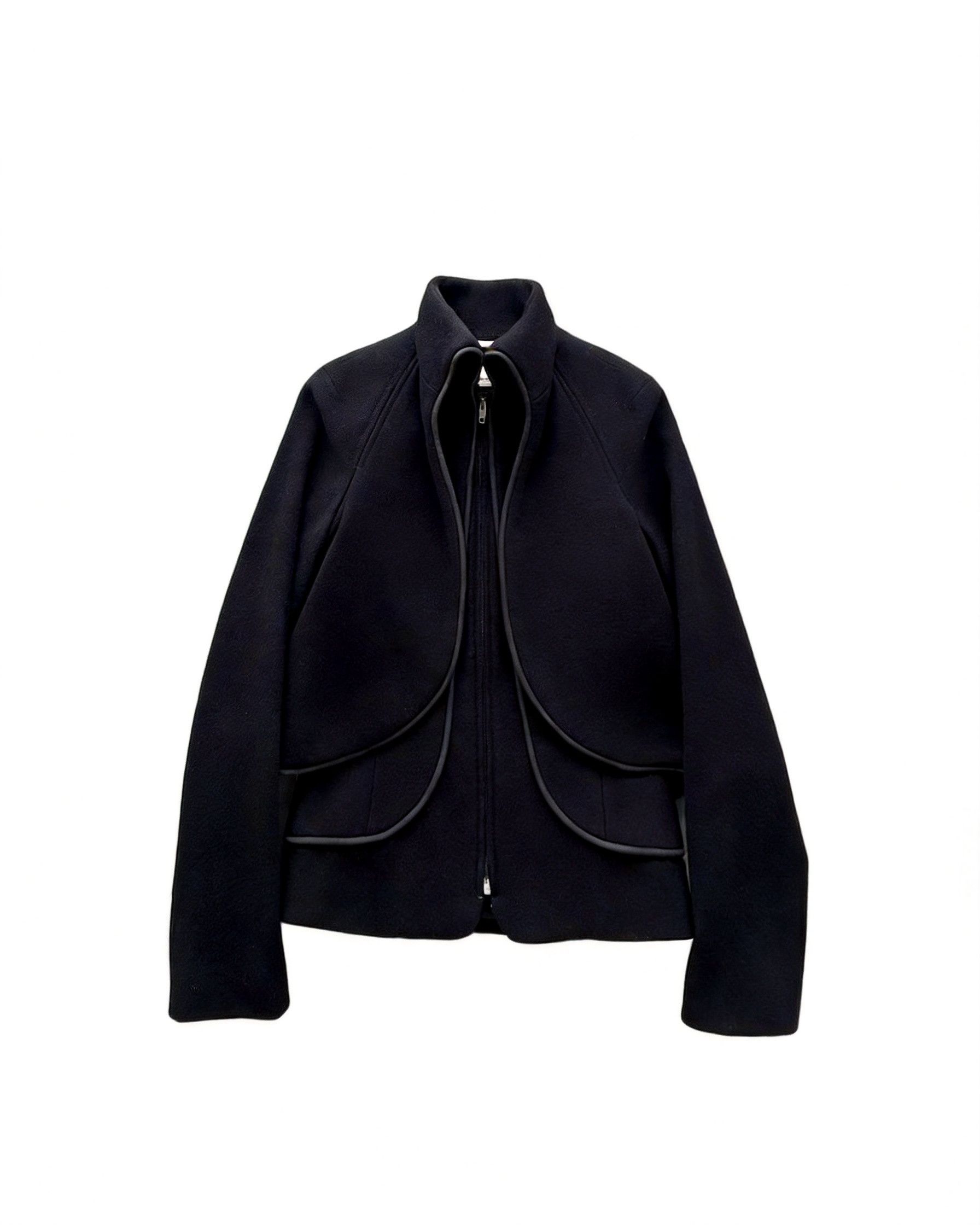 Hussein Chalayan aw2004 'anthropology of solitude' walkman jacket