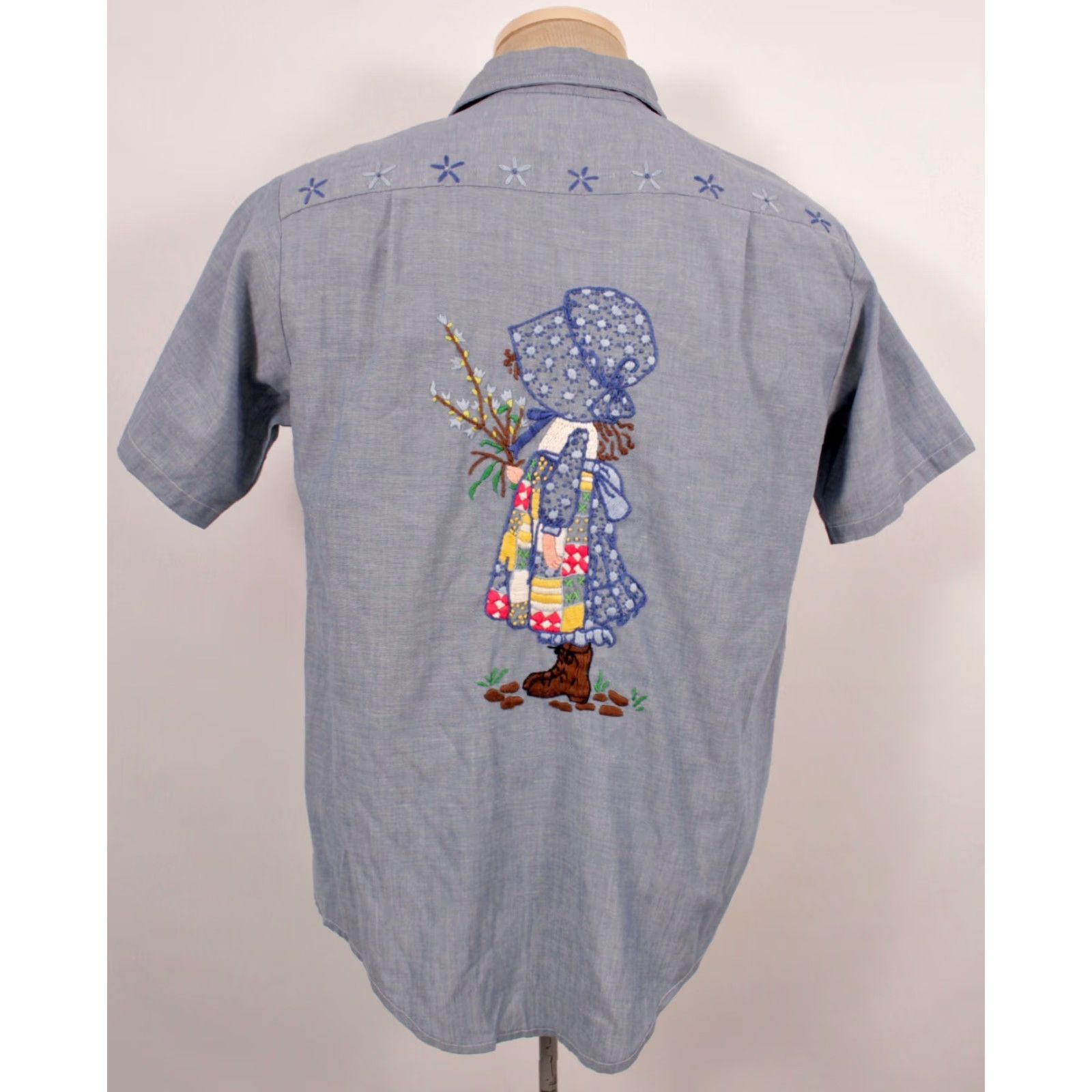 Vintage VINTAGE Men's VTG 70s Blue Embroidered Big Mac Chambray Holly Hobby Shirt Sz M 1970s Size US M / EU 48-50 / 2 - 2 Thumbnail