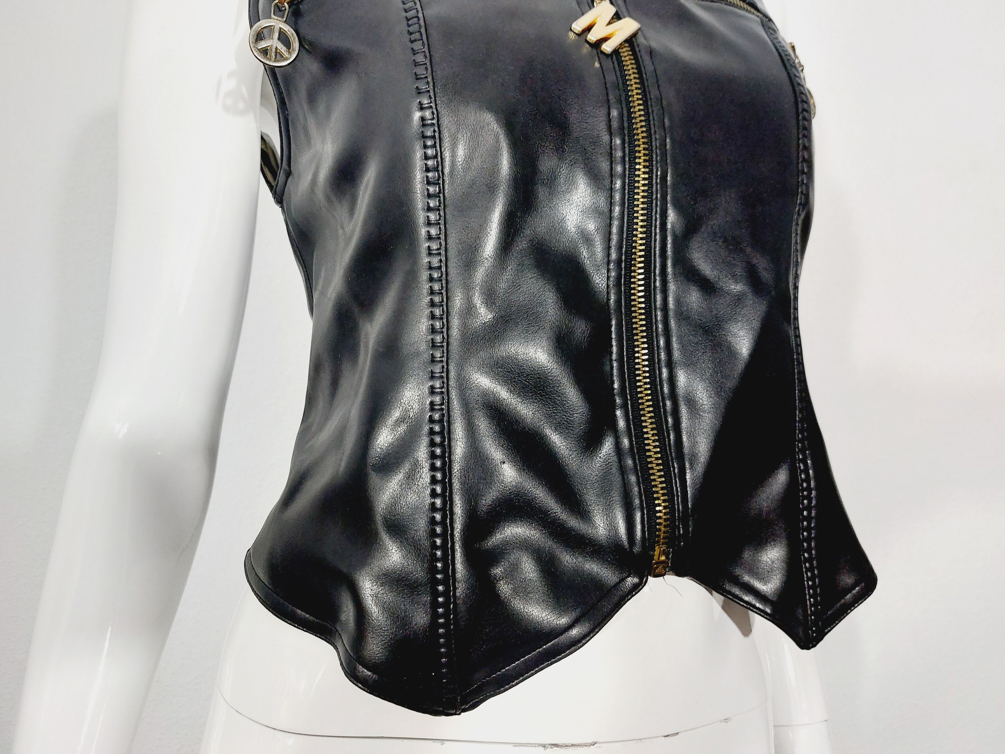 Moschino Moschino Jeans Bella Hadid Faux Leather Black Vest Top Size S / US 4 / IT 40 - 6 Thumbnail