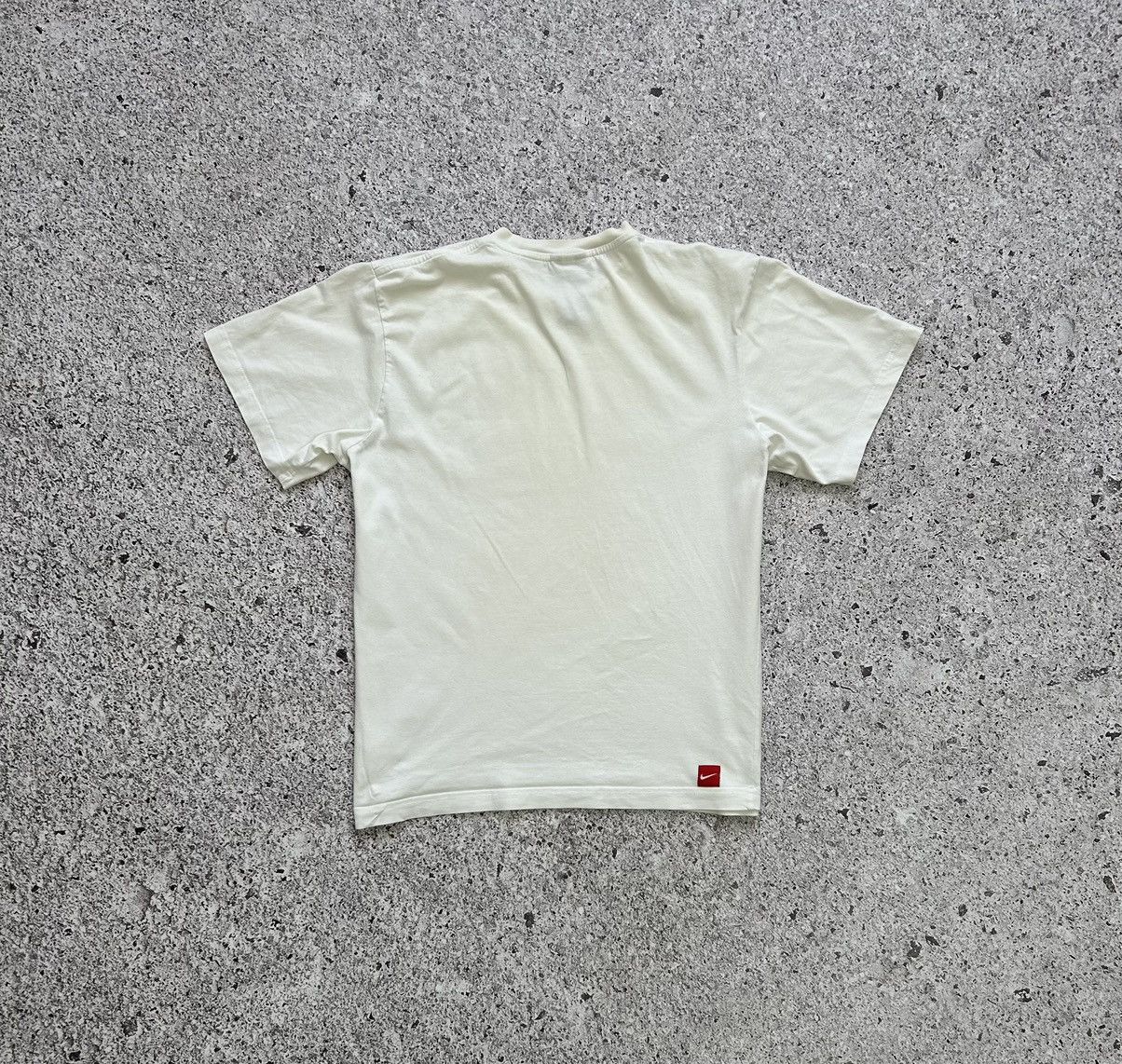 Nike × Vintage Vintage 90s Nike Swoosh Logo T-shirts Y2K Hype Size US L / EU 52-54 / 3 - 5 Thumbnail