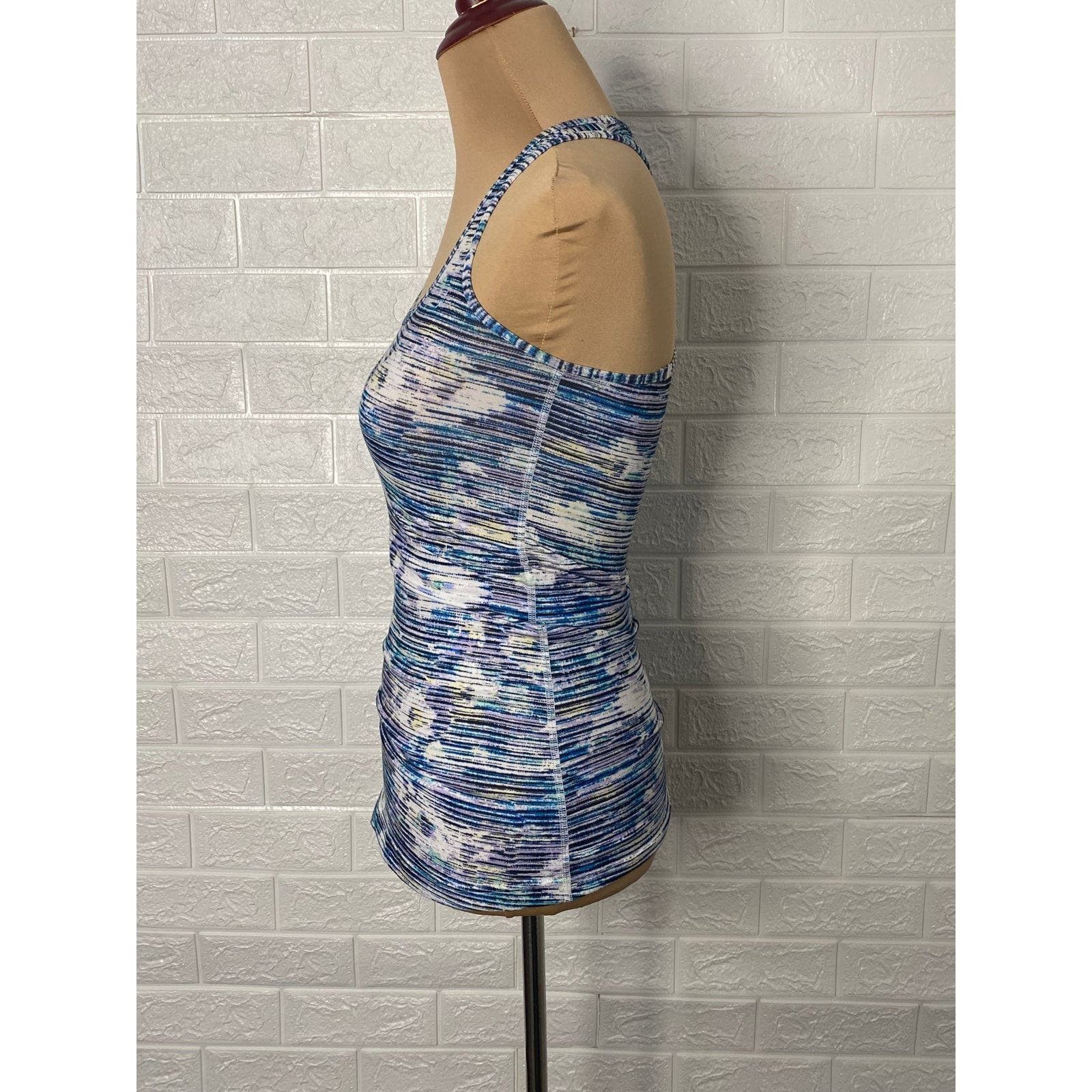 Lululemon lululemon tank top size 4 Size S / US 4 / IT 40 - 3 Thumbnail