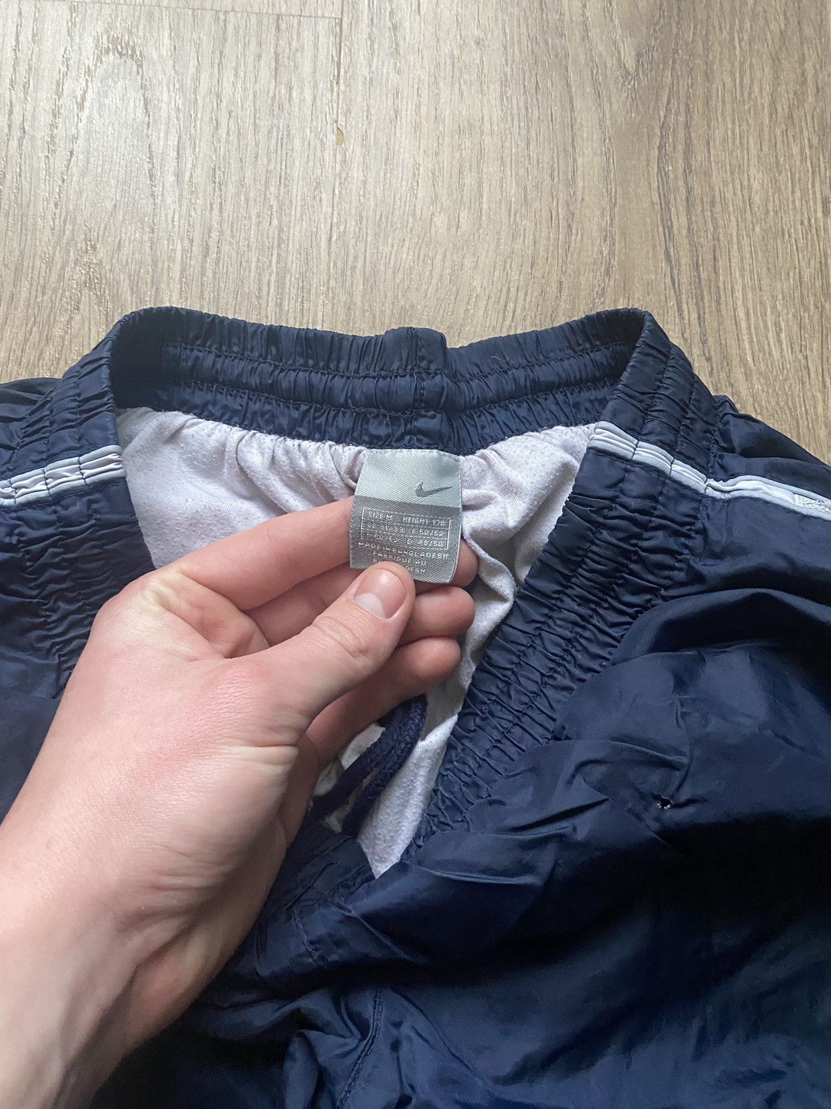Nike × Vintage Nike vintage 00’s Y2K drill nylon swoosh pants parachute Size US 32 / EU 48 - 4 Thumbnail