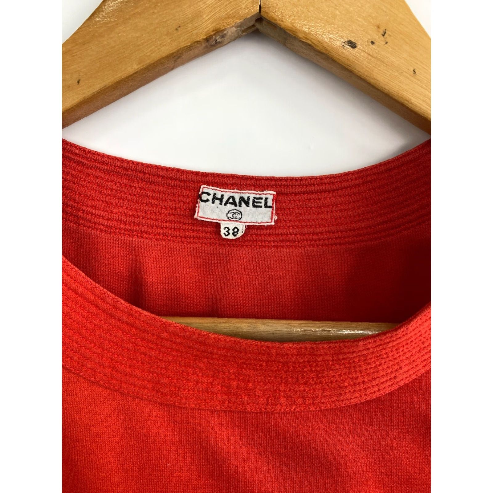 Chanel VINTAGE Chanel T-Shirt Womens 38 Red 80s Made in France Size XS / US 0-2 / IT 36-38 - 4 Thumbnail