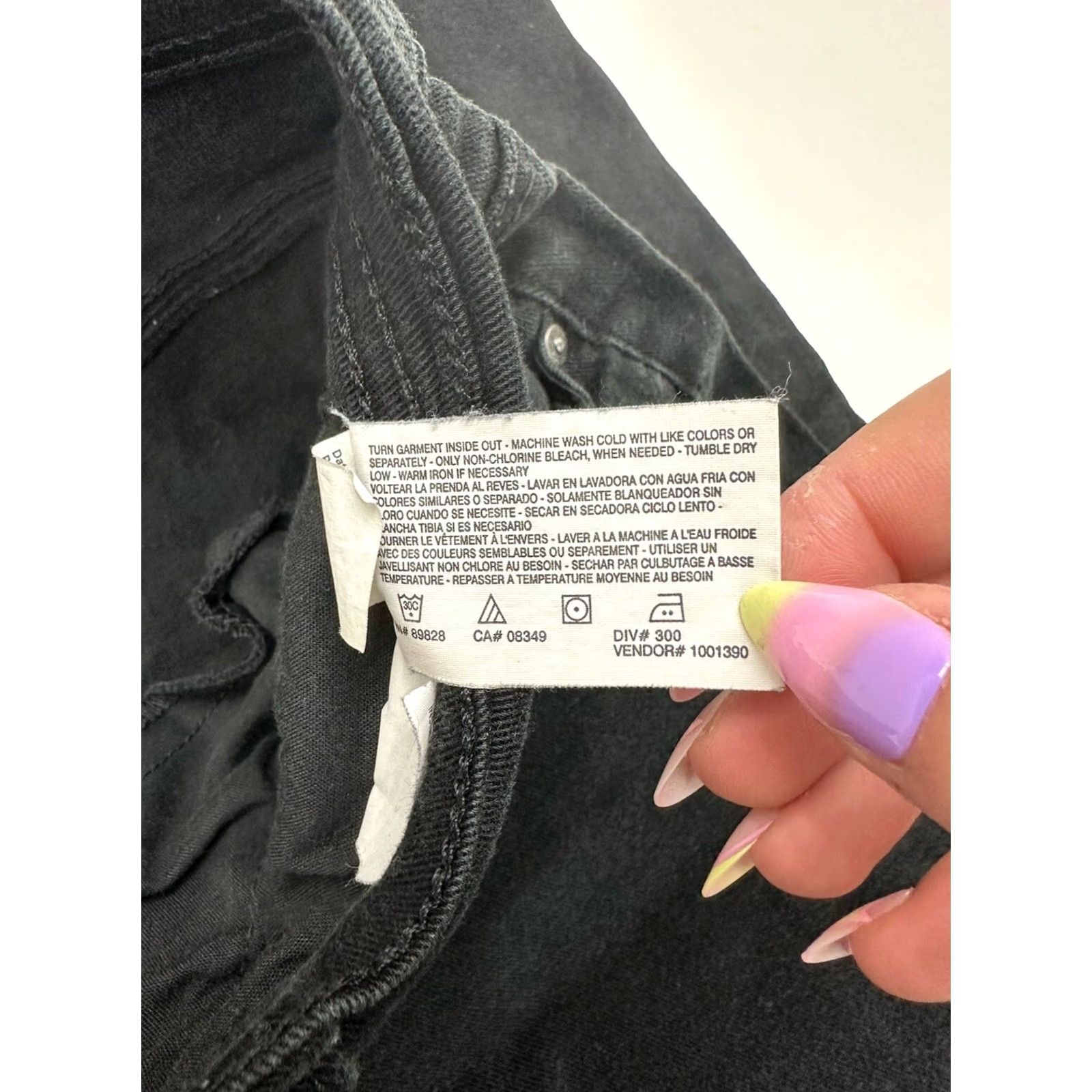 Gloria Vanderbilt Gloria Vanderbilt Jeans Size 14 Short Amanda Black Denim Womens 5-Pocket Stretch Regular Fit Pants Size 36" / US 14 / IT 50 - 6 Thumbnail