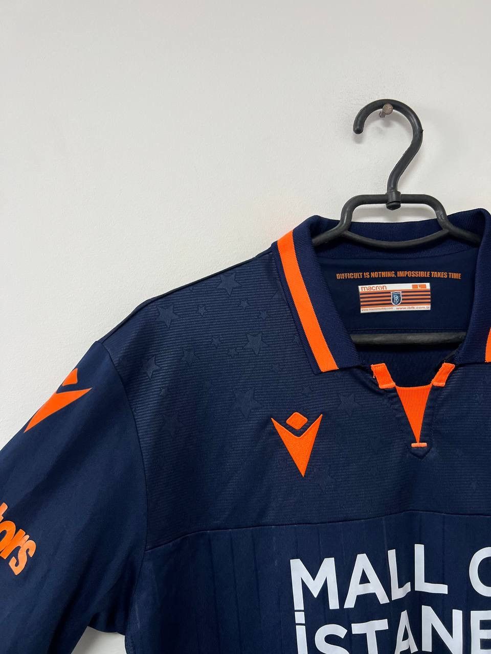 Other Istanbul Basaksehir #17 Kahveci Jersey Football Shirt sz L Size US L / EU 52-54 / 3 - 4 Thumbnail