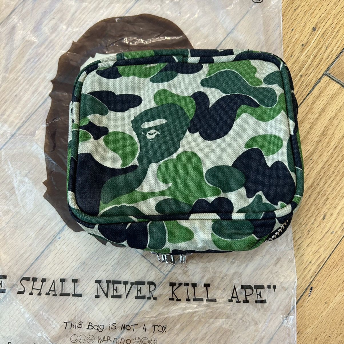 Bape Bape ABC Camo Pouch Size ONE SIZE - 2 Thumbnail