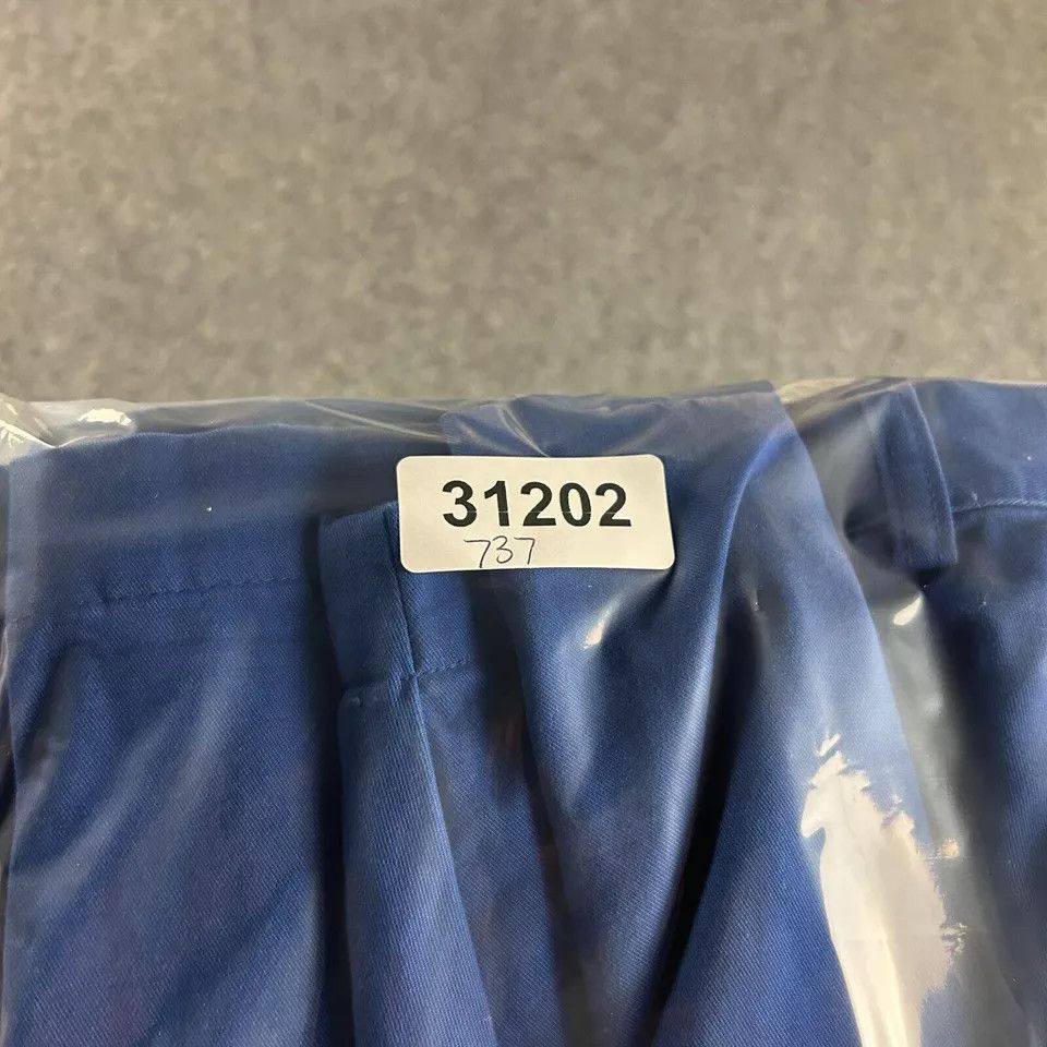 Brooks Brothers Brooks Brothers Shorts Mens 38 Blue Chino Clark Casual Size US 38 / EU 54 - 6 Thumbnail