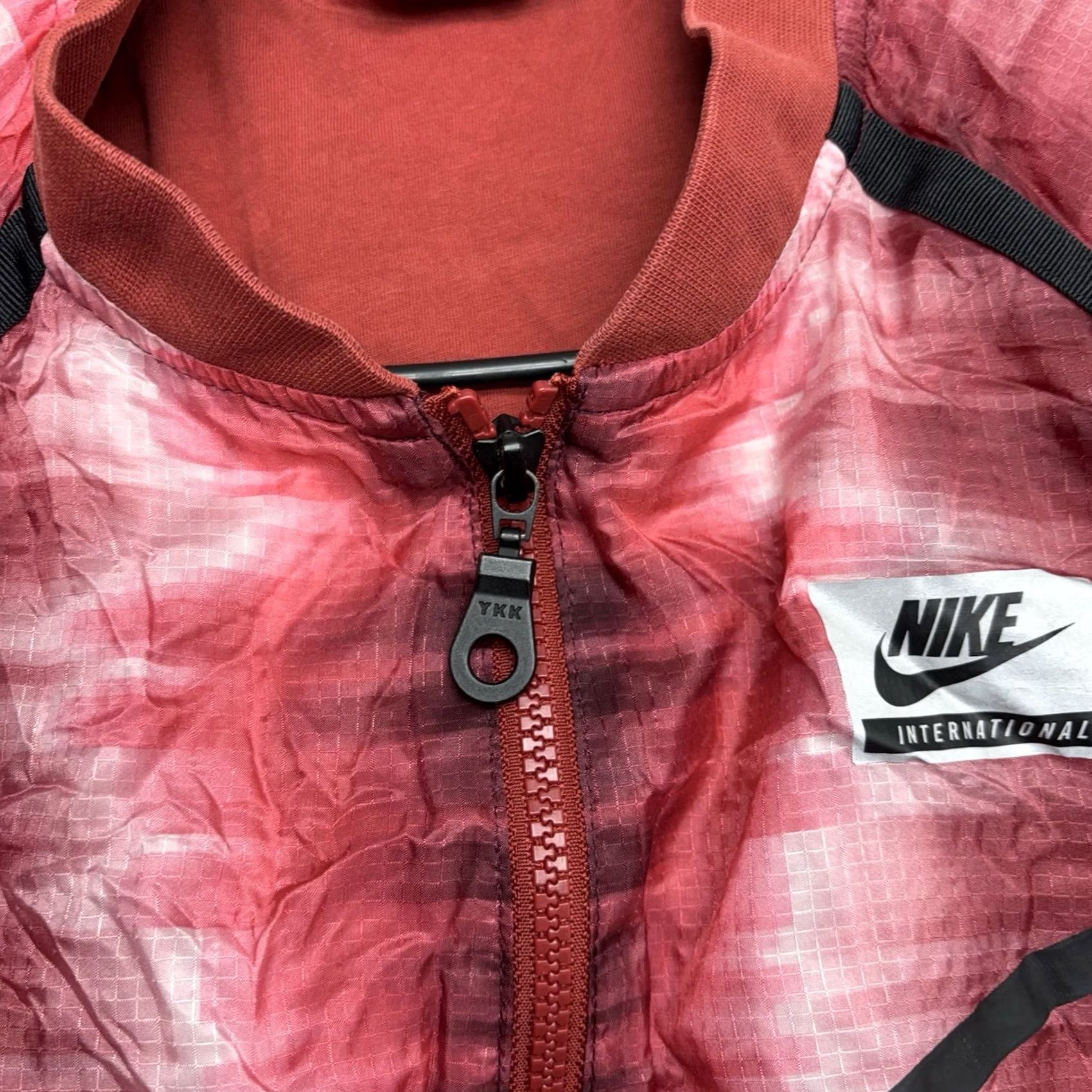 Nike Nike Windrunner Jacket Womens Medium Windbreaker Full Zip Up Red Size M / US 6-8 / IT 42-44 - 3 Thumbnail