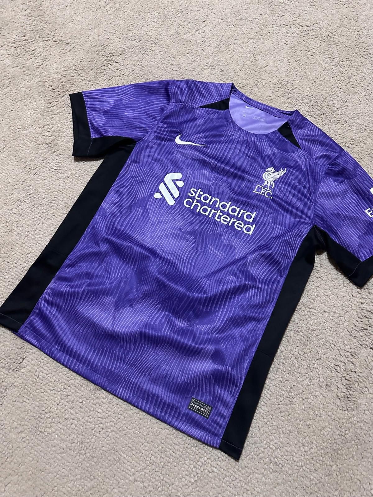 Nike Liverpool FC Nike 2023/24 Kit Football Shirt Soccer Jersey Size US L / EU 52-54 / 3 - 2 Thumbnail