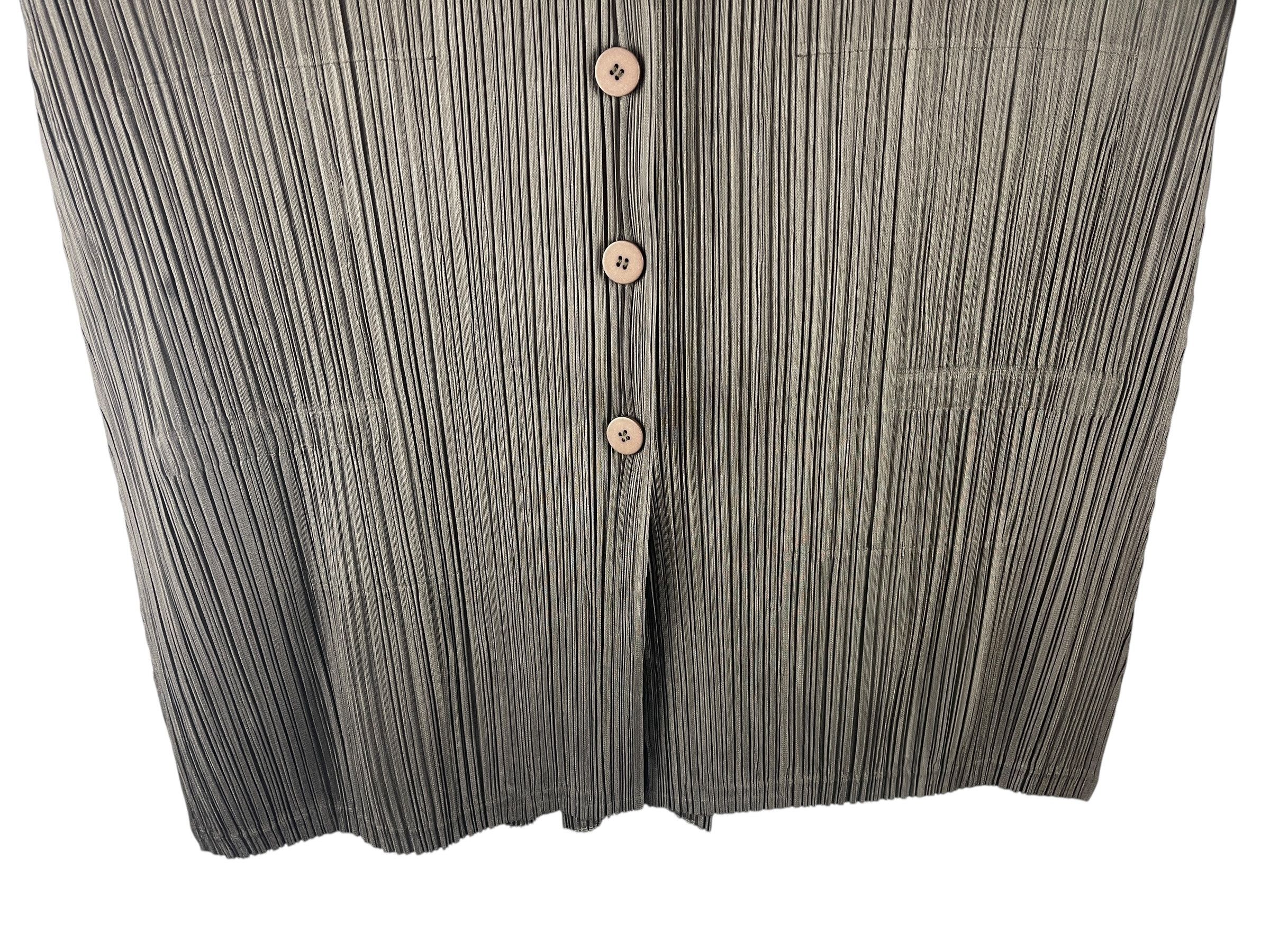 Pleats Please Issey Miyake Pleats Please Issey Miyake Button Front Pleated Cardigan Size US L / EU 52-54 / 3 - 12 Thumbnail