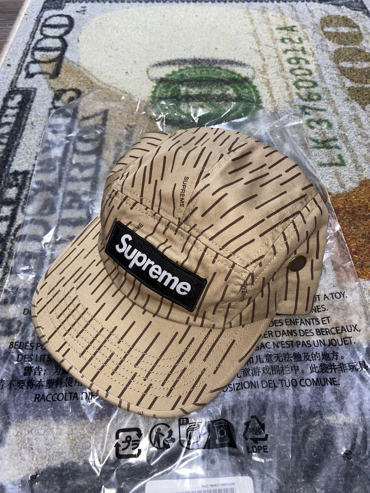 Supreme FW24オリーブ コーデュロイ キャップ