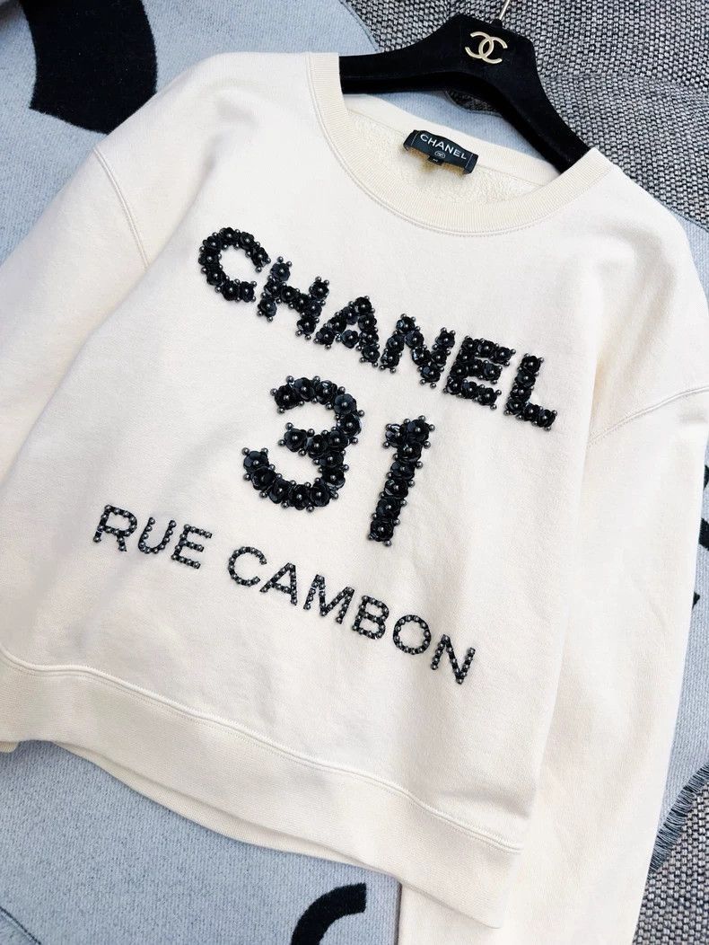 Chanel Chanel 20A Beaded Logo Round Neck Sweatshirt Size M / US 6-8 / IT 42-44 - 3 Thumbnail