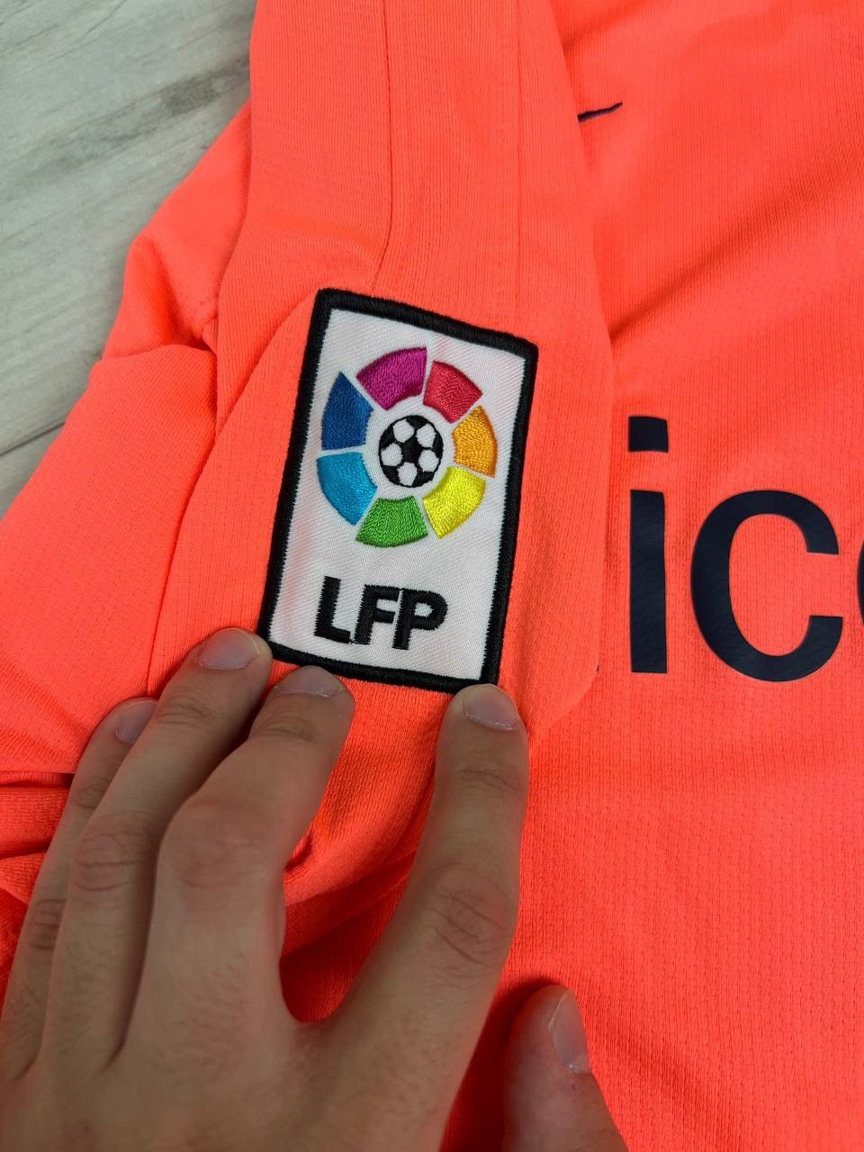 Nike Nike FC Barcelona 2009 2010 Away Shirt Long Sleeve Jersey Size US M / EU 48-50 / 2 - 9 Thumbnail