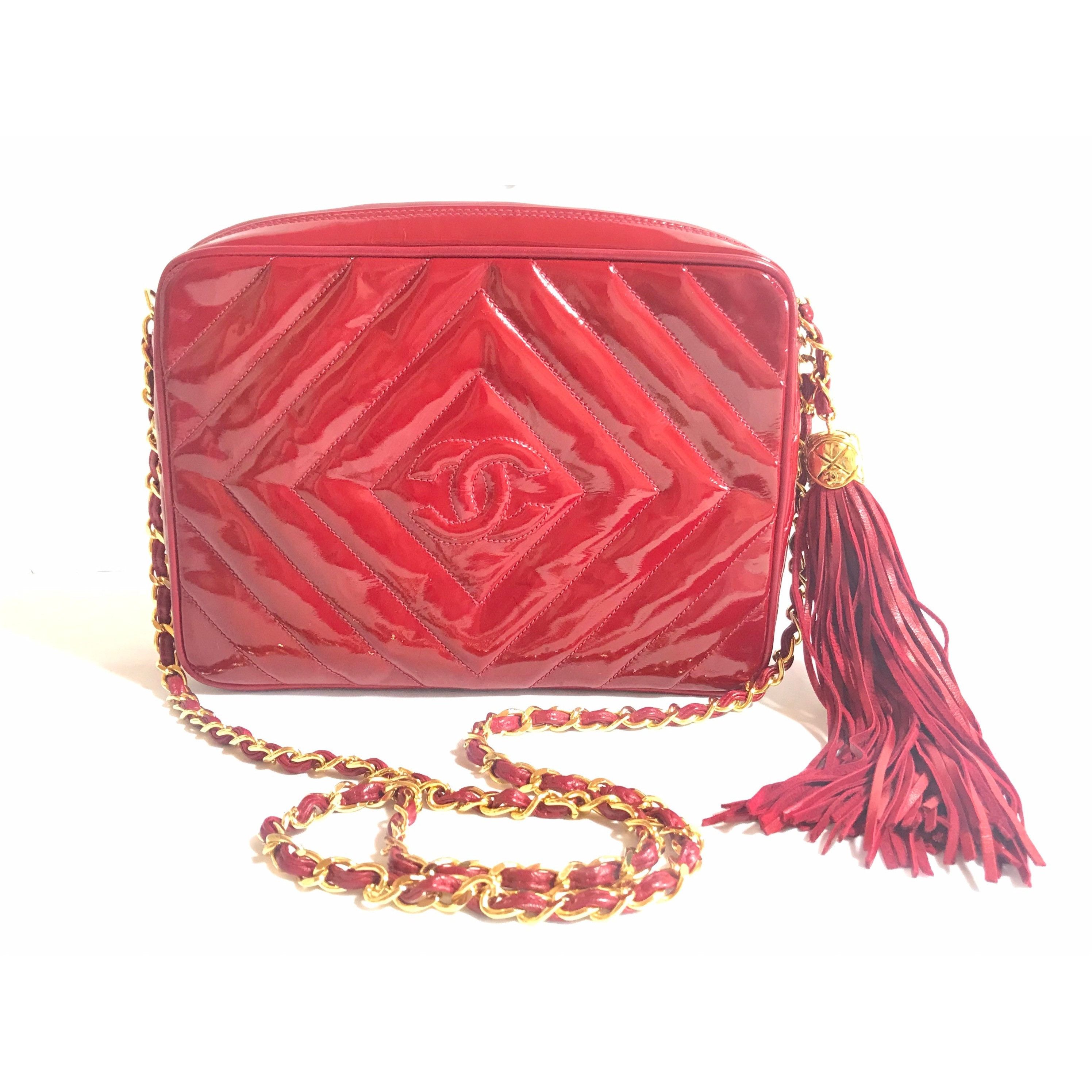 Chanel Vintage CHANEL lipstick red patent enamel shoulder bag Size ONE SIZE - 1 Thumbnail