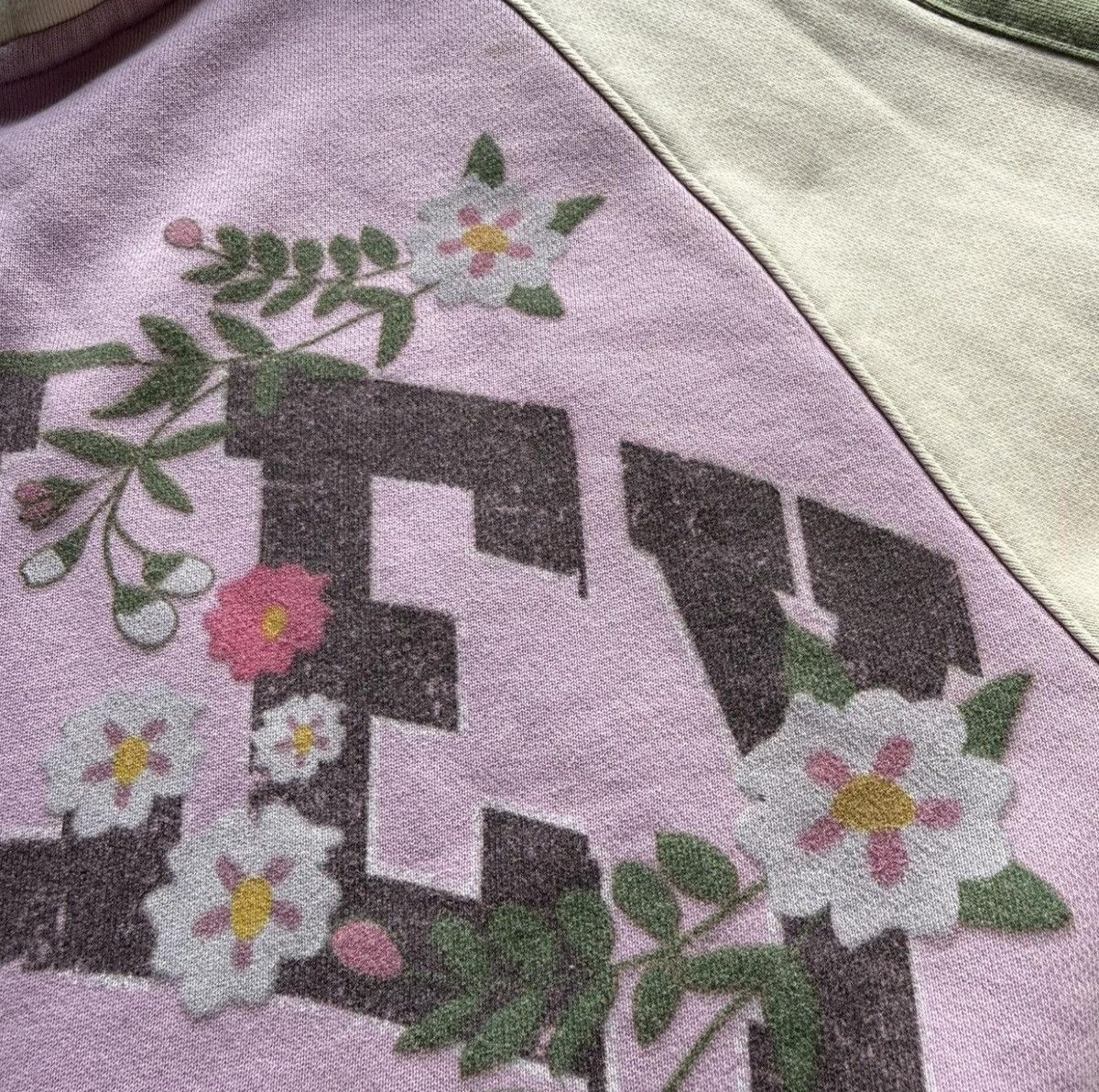 Vale VALE “FLORAL” Hoodie Size US S / EU 44-46 / 1 - 5 Thumbnail