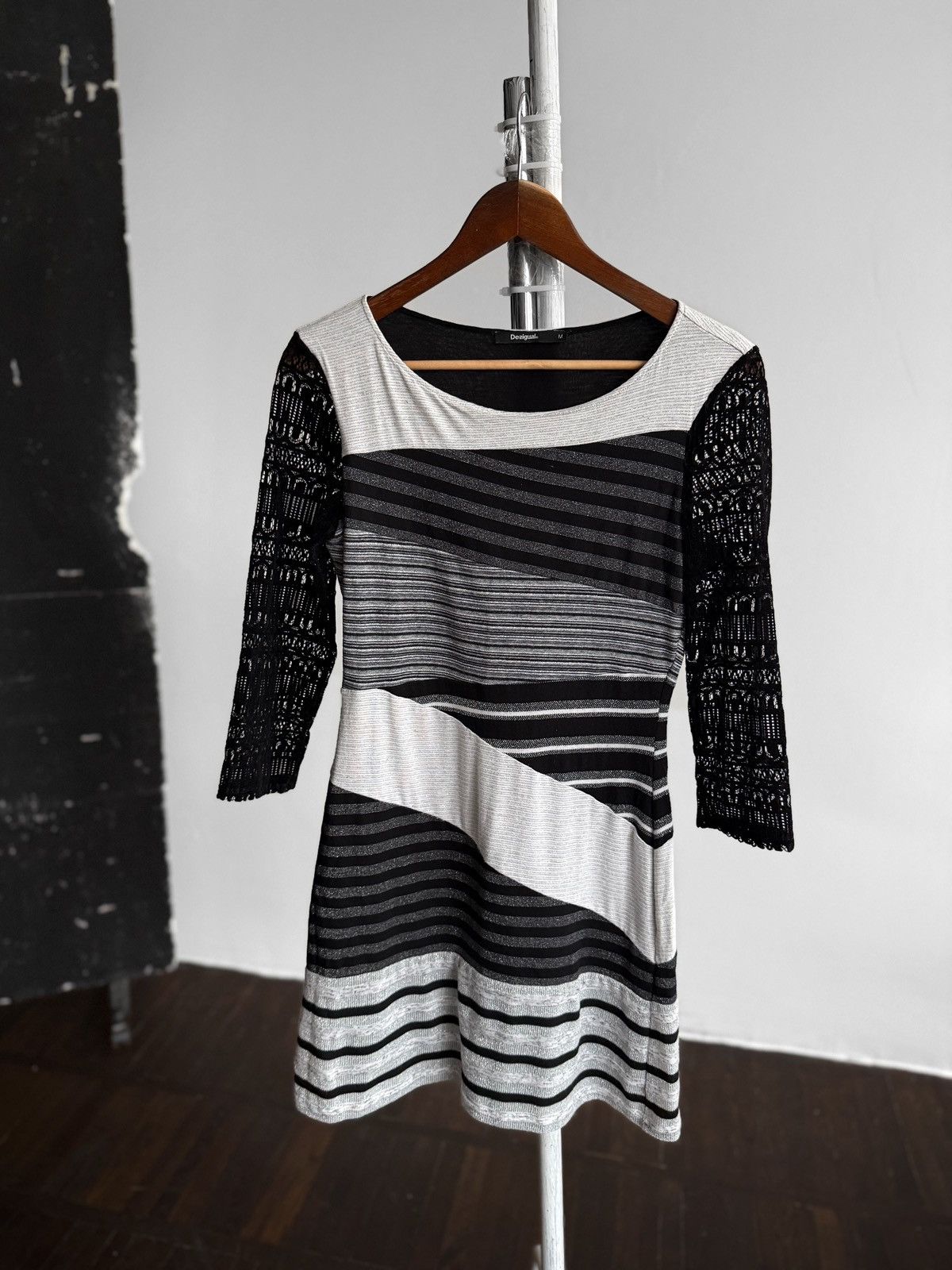 Desigual Desigual Womens Black Striped Lace Sleeve 3/4 Sleeve Dress Size M / US 6-8 / IT 42-44 - 4 Thumbnail