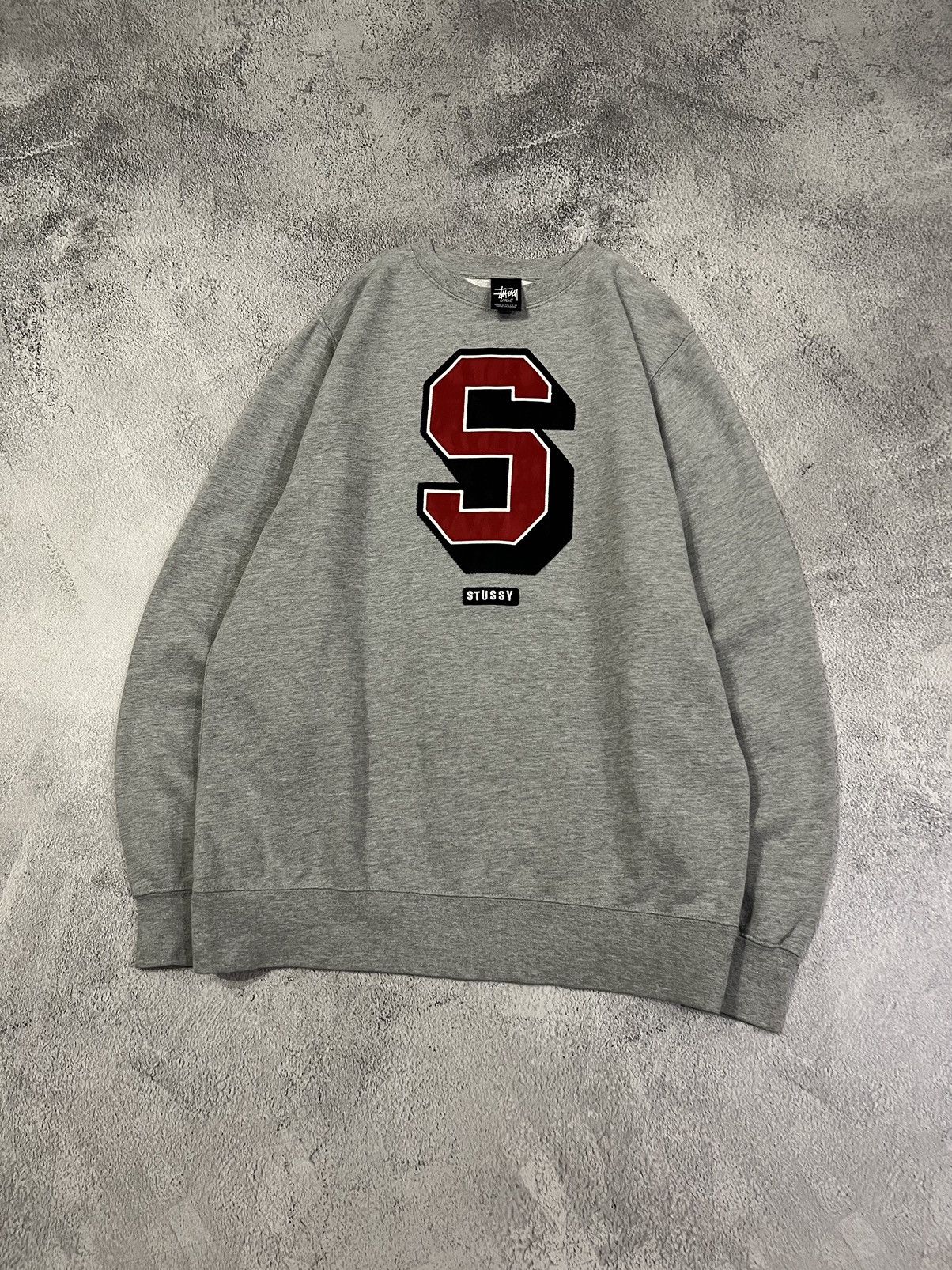 Stussy × Vintage Vintage Y2k Stussy 🩶 Spellout Big Logo Sweatshirt 00’s Size US L / EU 52-54 / 3 - 1 Thumbnail