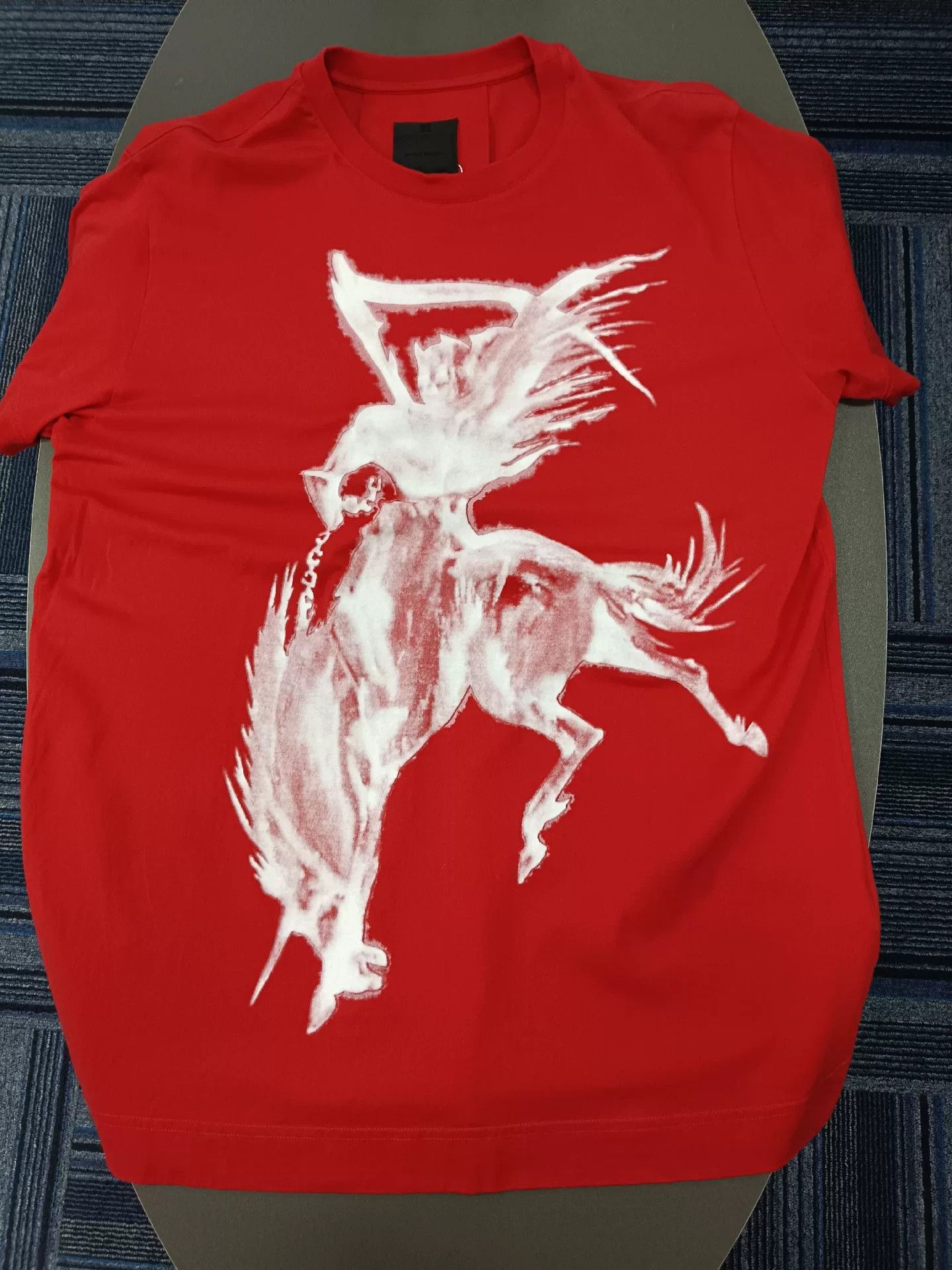 Givenchy givenchy logo graphic red short sleeve shirt Size US XS / EU 42 / 0 - 1 Thumbnail