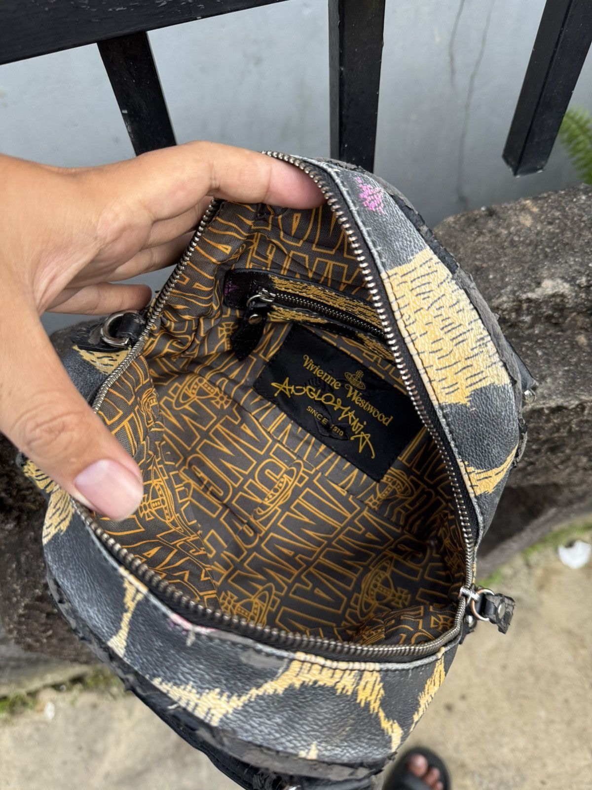 Vivienne Westwood Vivienne Westwood Hand Bags Size ONE SIZE - 11 Thumbnail
