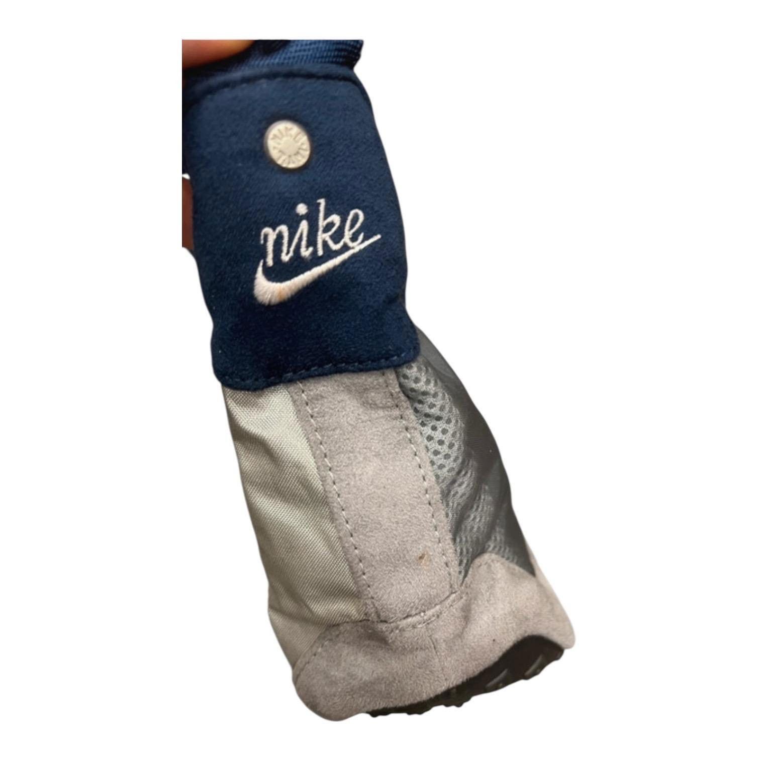 Nike The Nike Mini Baguette Sneaker Sole Bag Size ONE SIZE - 4 Thumbnail