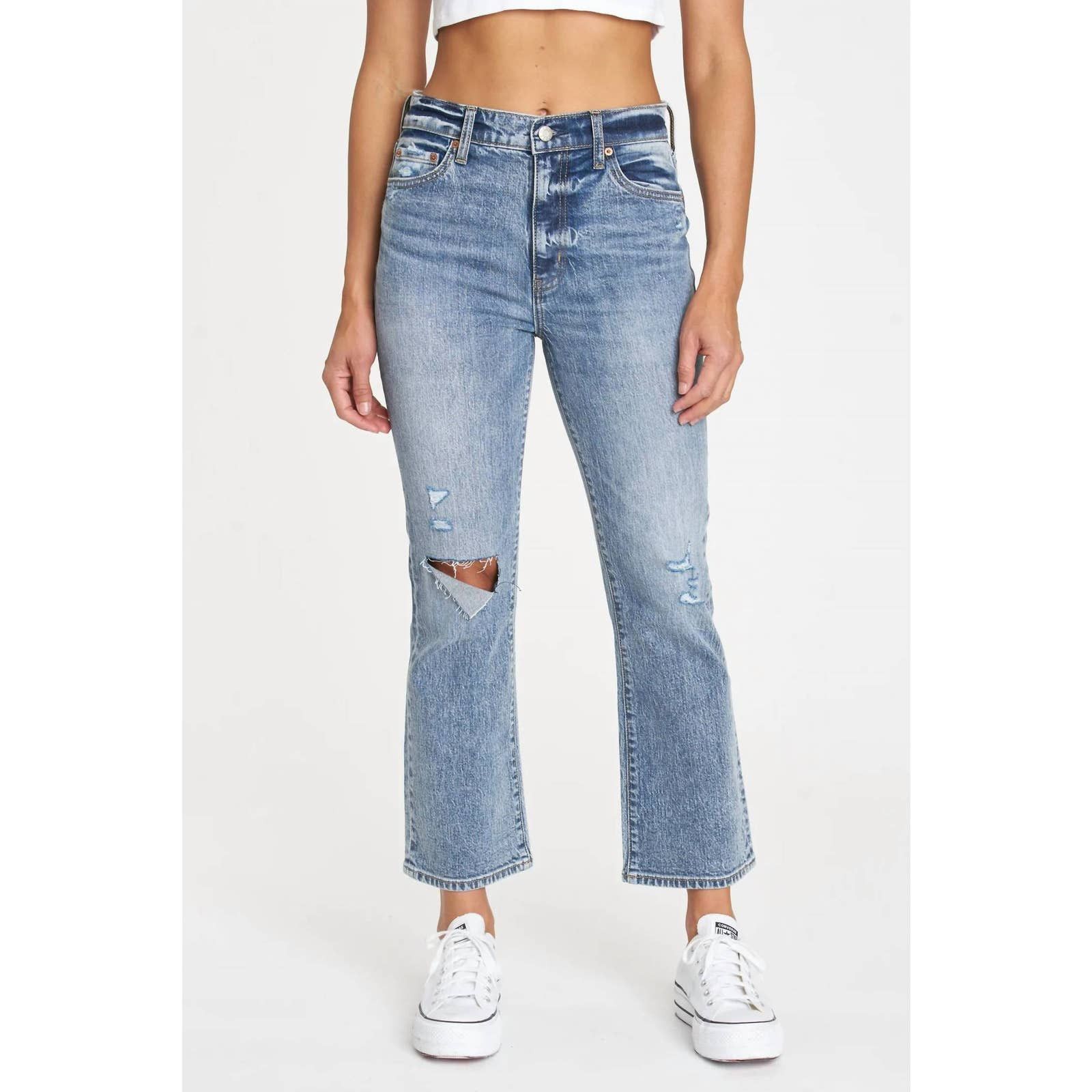 Daze Shy Girl Crop