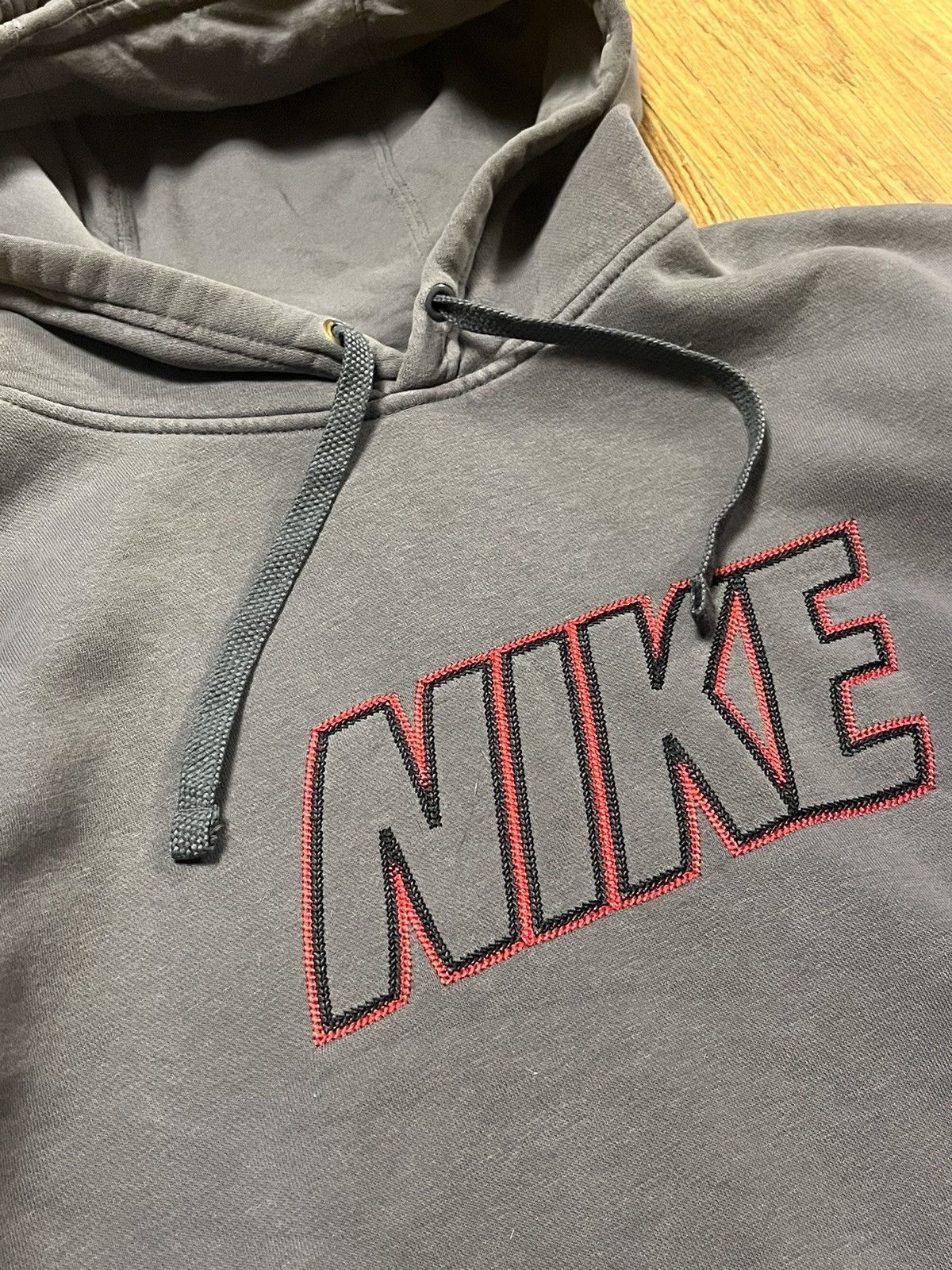 Nike × Vintage Nike 90s Vintage Hoodie Spell Out Logo Gray Size US M / EU 48-50 / 2 - 2 Thumbnail