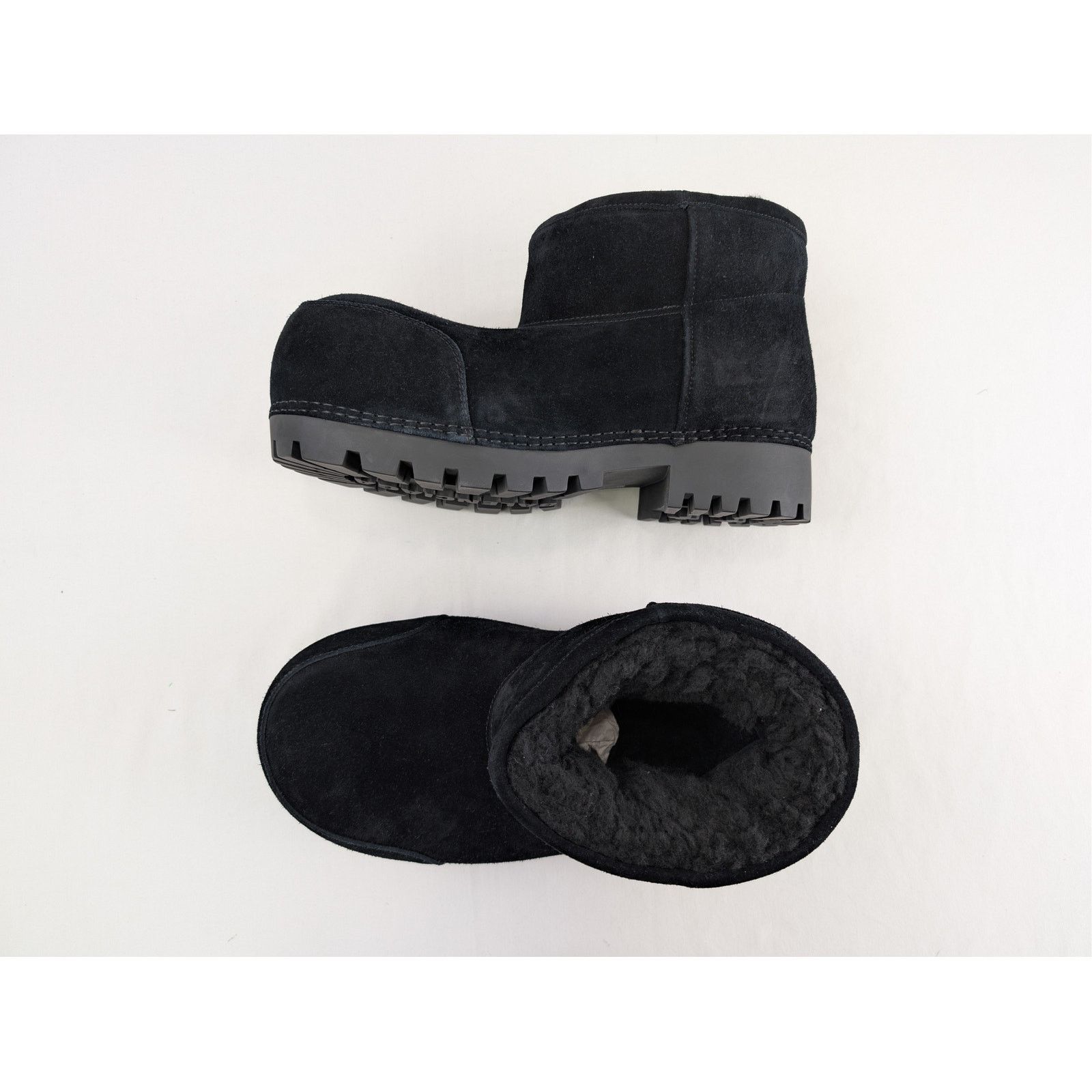 Balenciaga o1rshd1 Suede/Fake Shearling Alaska Fur Bootie Boots Black Size US 11 / EU 44 - 1 Thumbnail
