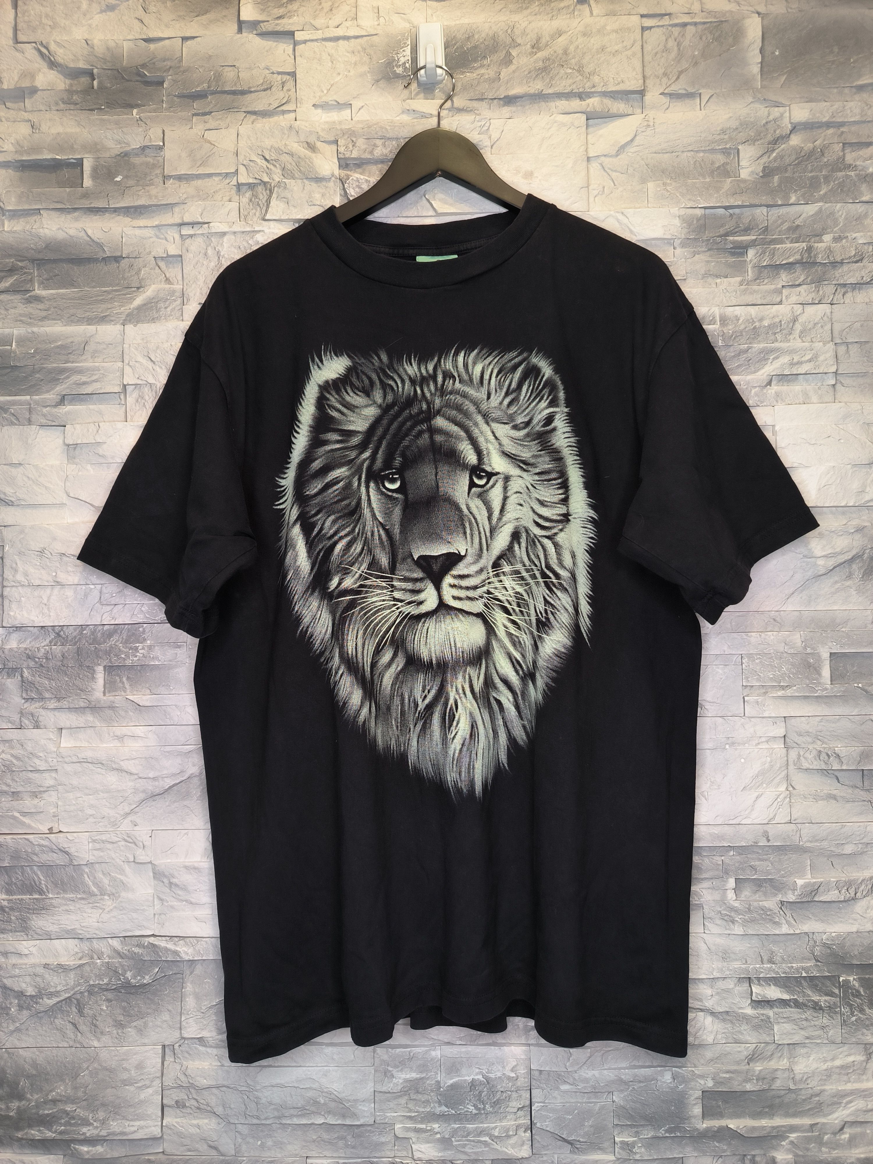 Other Vintage Tab Sons Lion Nature Print Tee Shirt Black Size US XL / EU 56 / 4 - 1 Thumbnail