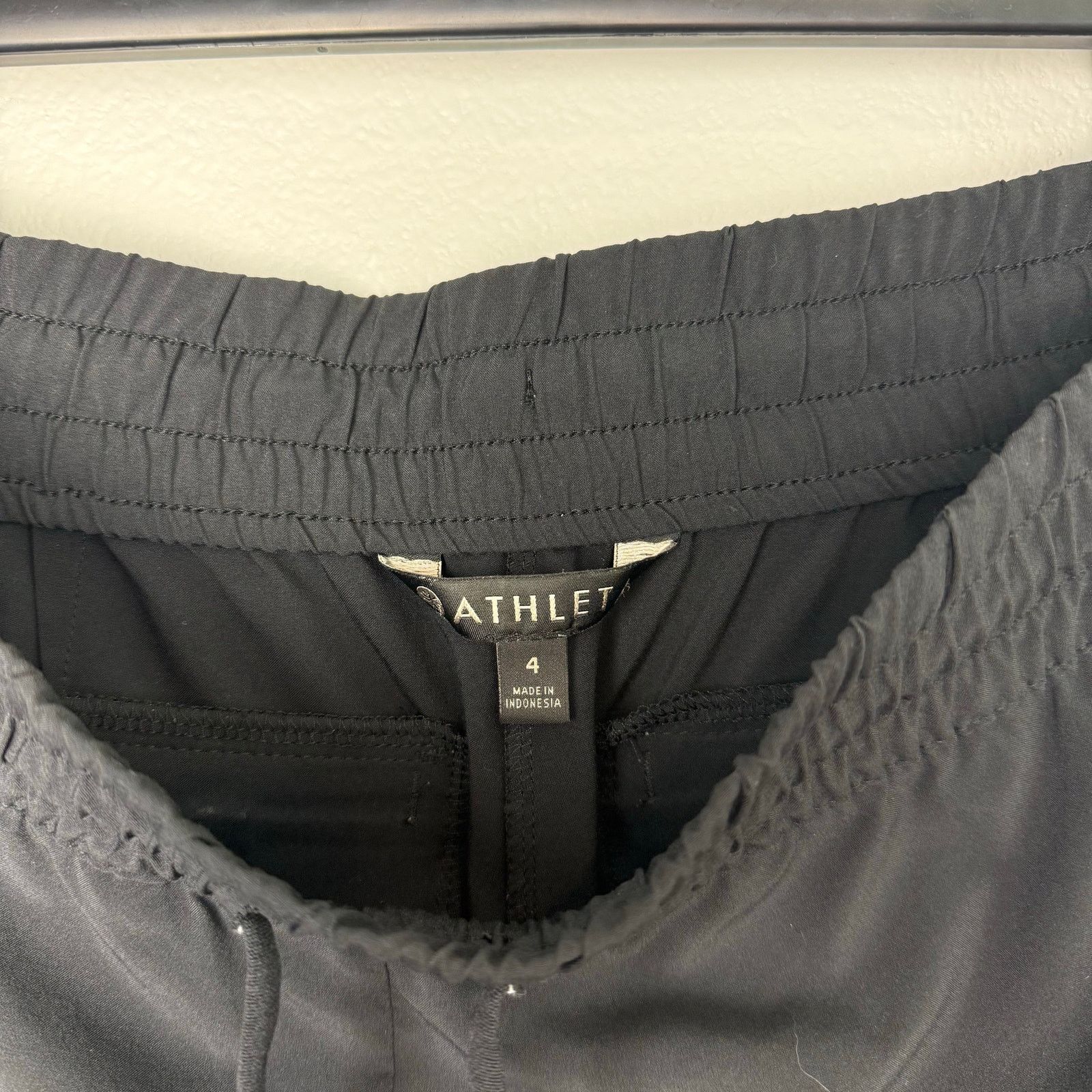 Athleta Athletha Black Shorts, Sz Med with cutout design Size 30" / US 8 / IT 44 - 4 Thumbnail