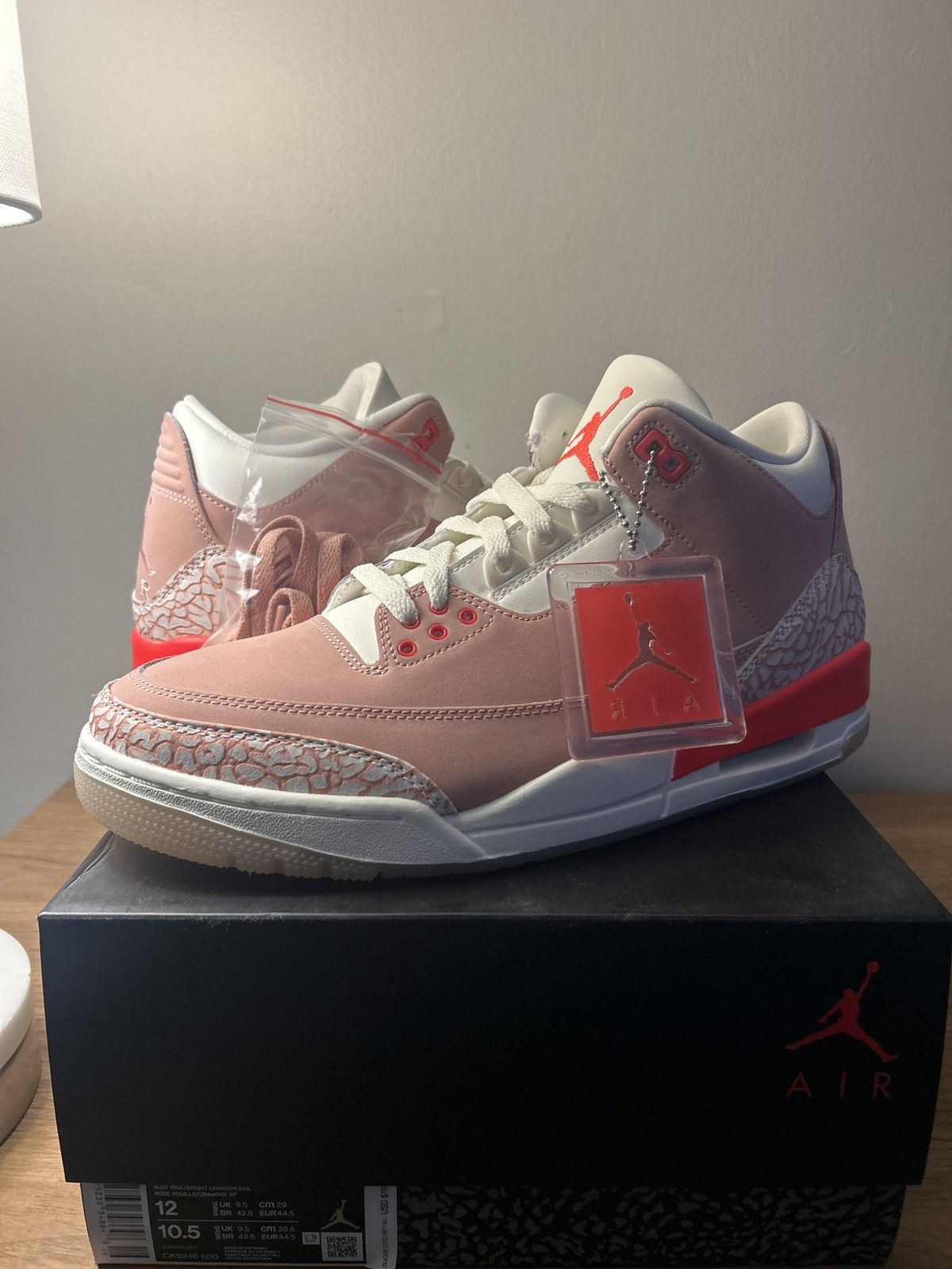 Jordan Brand Women’s Jordan 3 Rust Pink Size US 12 / EU 45 - 1 Thumbnail