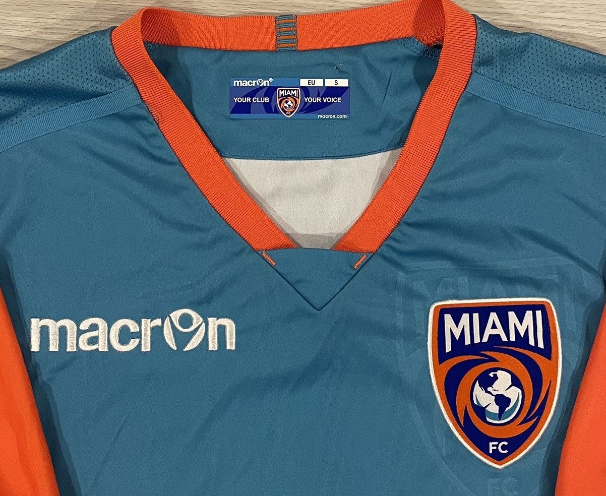 Macron Macron 2018/19 Miami FC Authentic Soccer Jersey Men’s Small Size US S / EU 44-46 / 1 - 2 Thumbnail