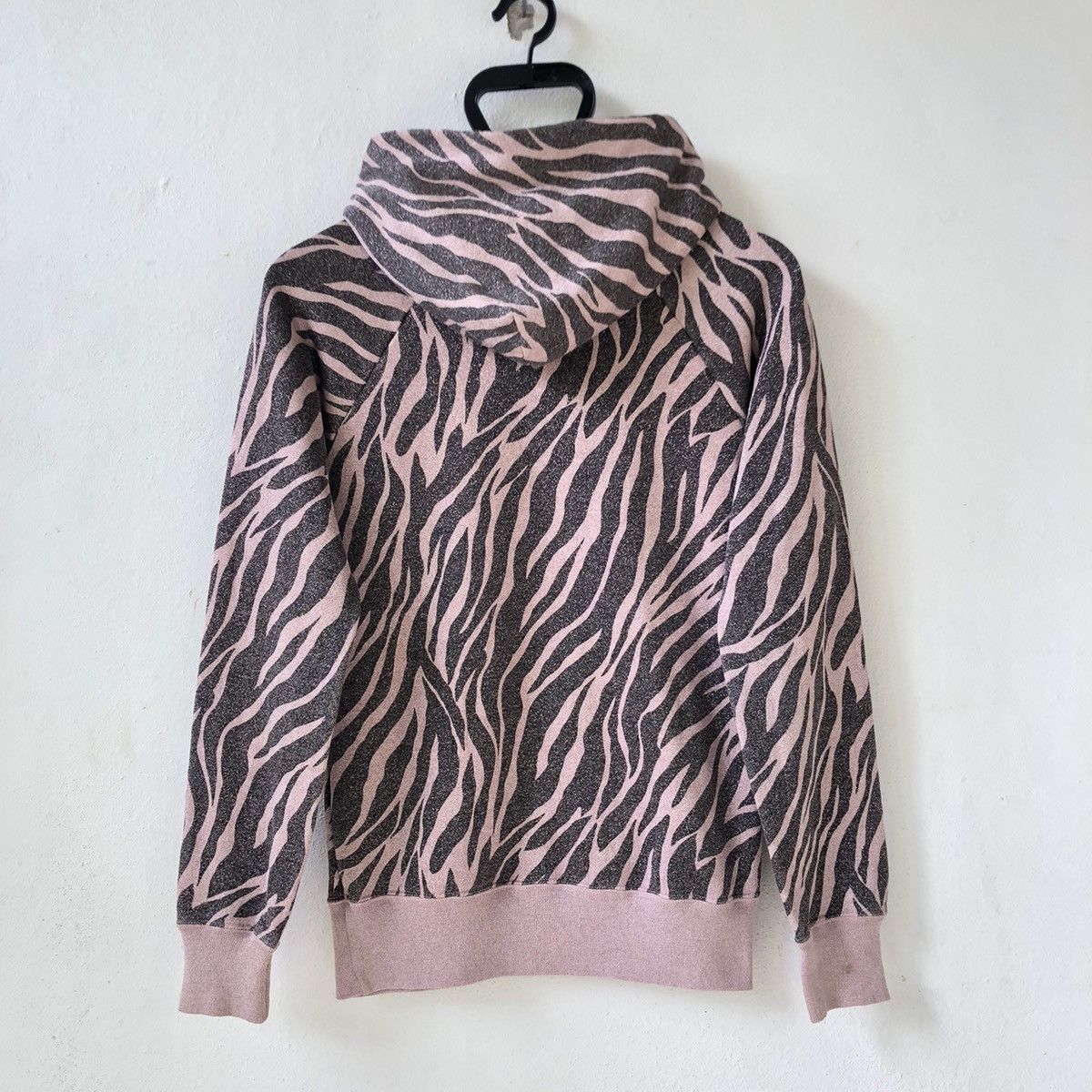 Hysteric Glamour Hysteric Glamour Japan Metallic Zebra Print Hoodie Size S / US 4 / IT 40 - 9 Thumbnail