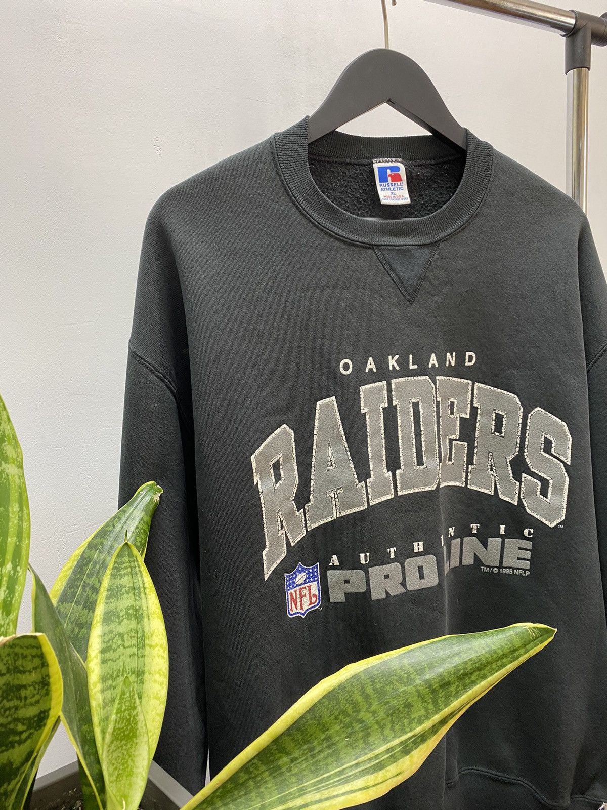 NFL × Russell Athletic × Vintage 1995 RAIDERS FOOTBALL SWEATSHIRT / MADE IN USA RUSSELL Size US XXL / EU 58 / 5 - 6 Thumbnail