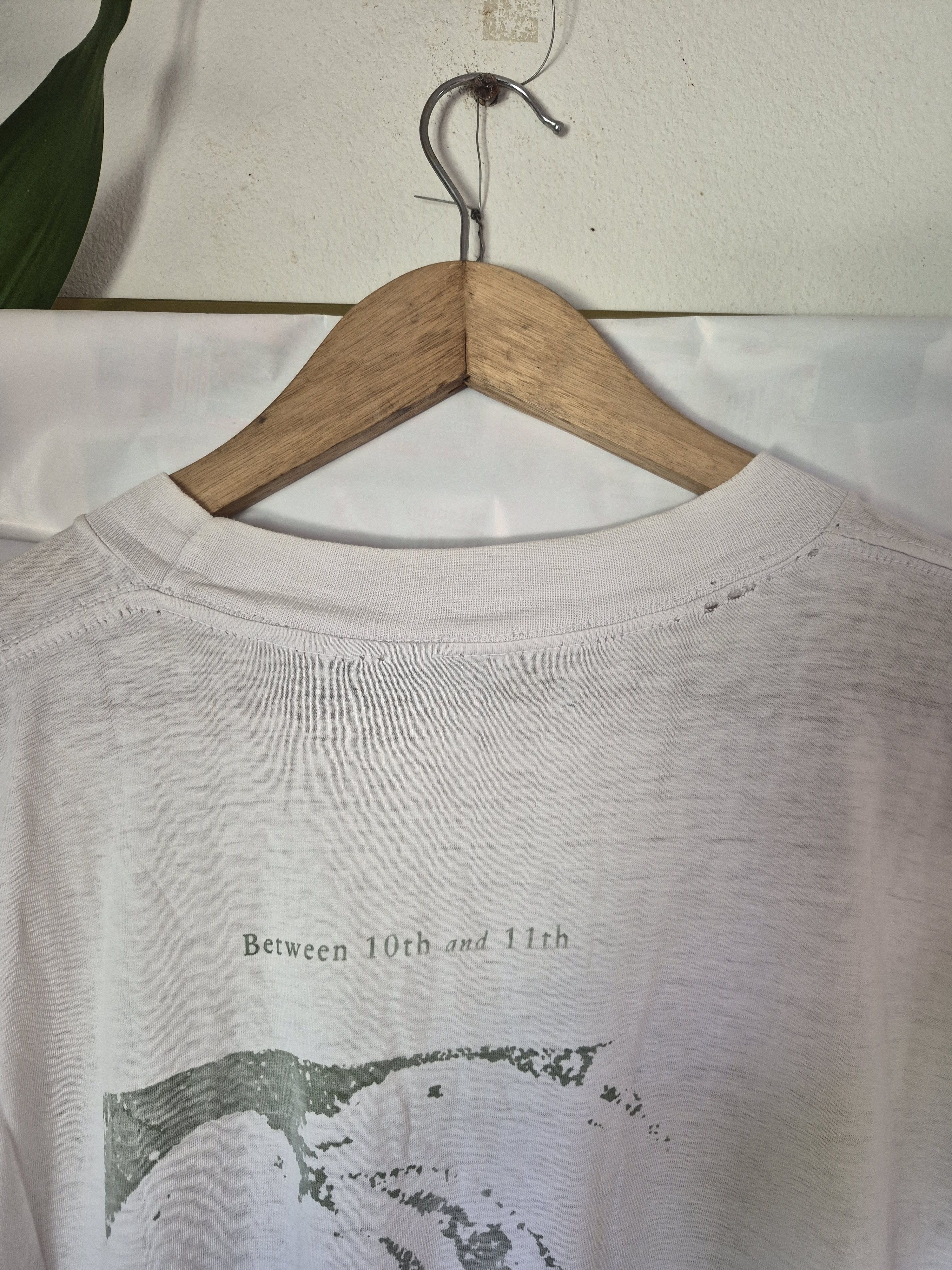 Band Tees The Charlatans Between Size US XL / EU 56 / 4 - 5 Thumbnail