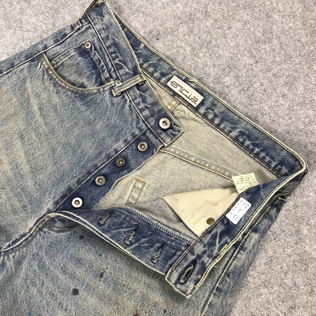 Japanese Brand ENTIA DISTRESSED DENIM JAPAN STYLE DENIM PANTS Size US 30 / EU 46 - 17 Thumbnail