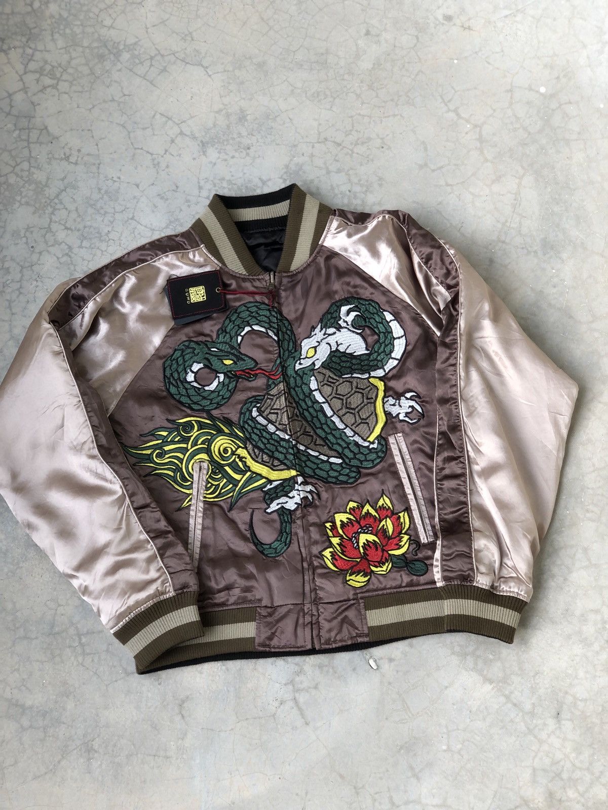 If Six Was Nine RARE VINTAGE REVERSIBLE GUMU SUKAJAN SNAKE DRAGON JACKET Size US S / EU 44-46 / 1 - 2 Thumbnail