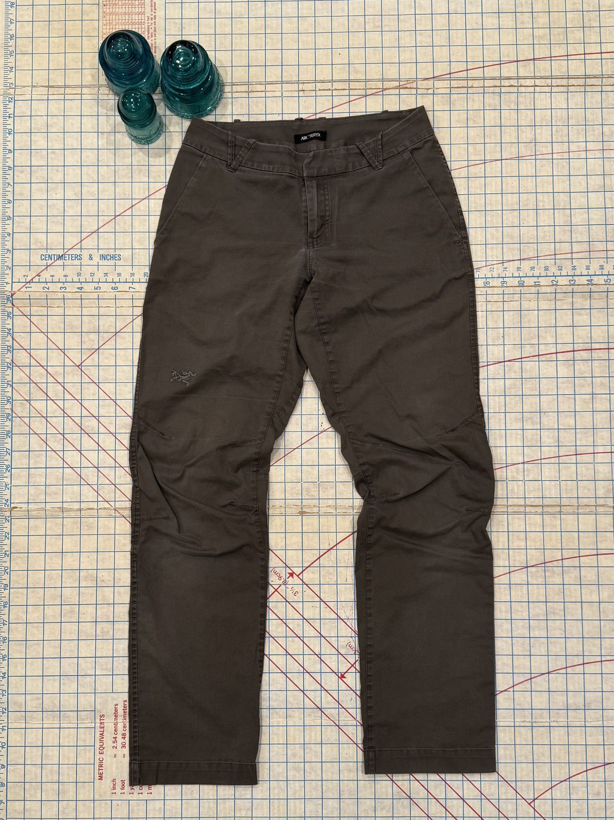 Arc'teryx Arc’teryx A2B Commuter Pants Women’s Size 4 Brown Trousers Size 27" / US 4 / IT 40 - 2 Thumbnail
