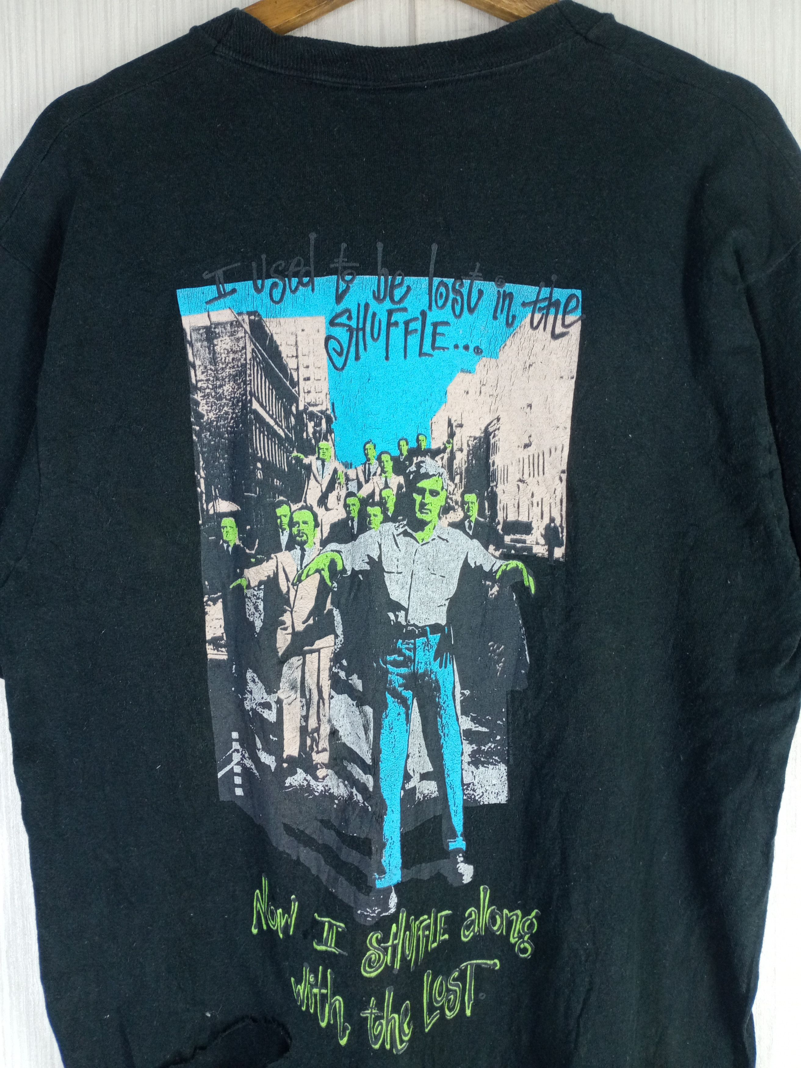 Vision Streetwear Rare Vintage 90s Vision Street Wear Distressted Tshirt Size US L / EU 52-54 / 3 - 3 Thumbnail