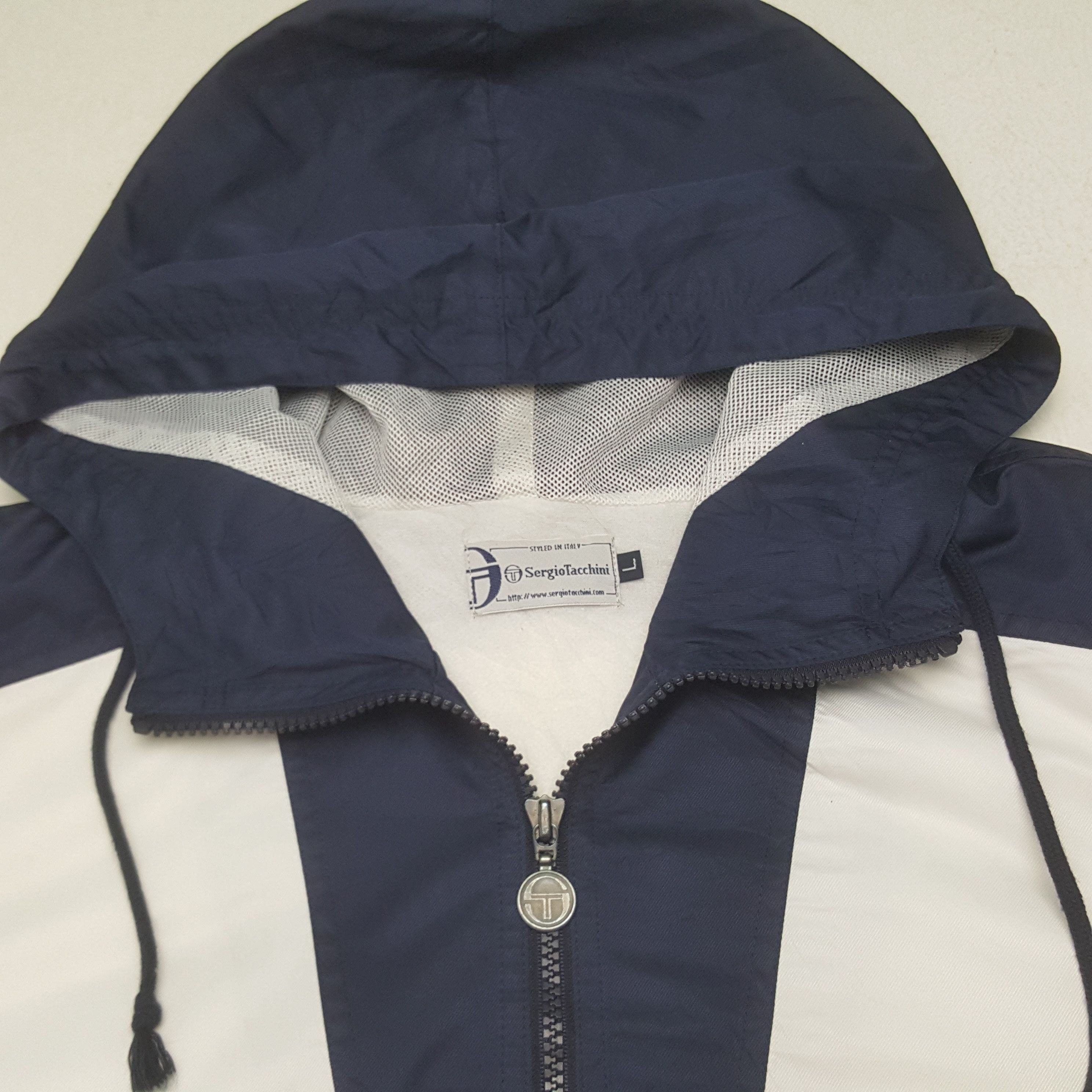 Sergio Tacchini Vintage Sergio Tacchini Windbreaker Sport Jacket Size US L / EU 52-54 / 3 - 5 Thumbnail
