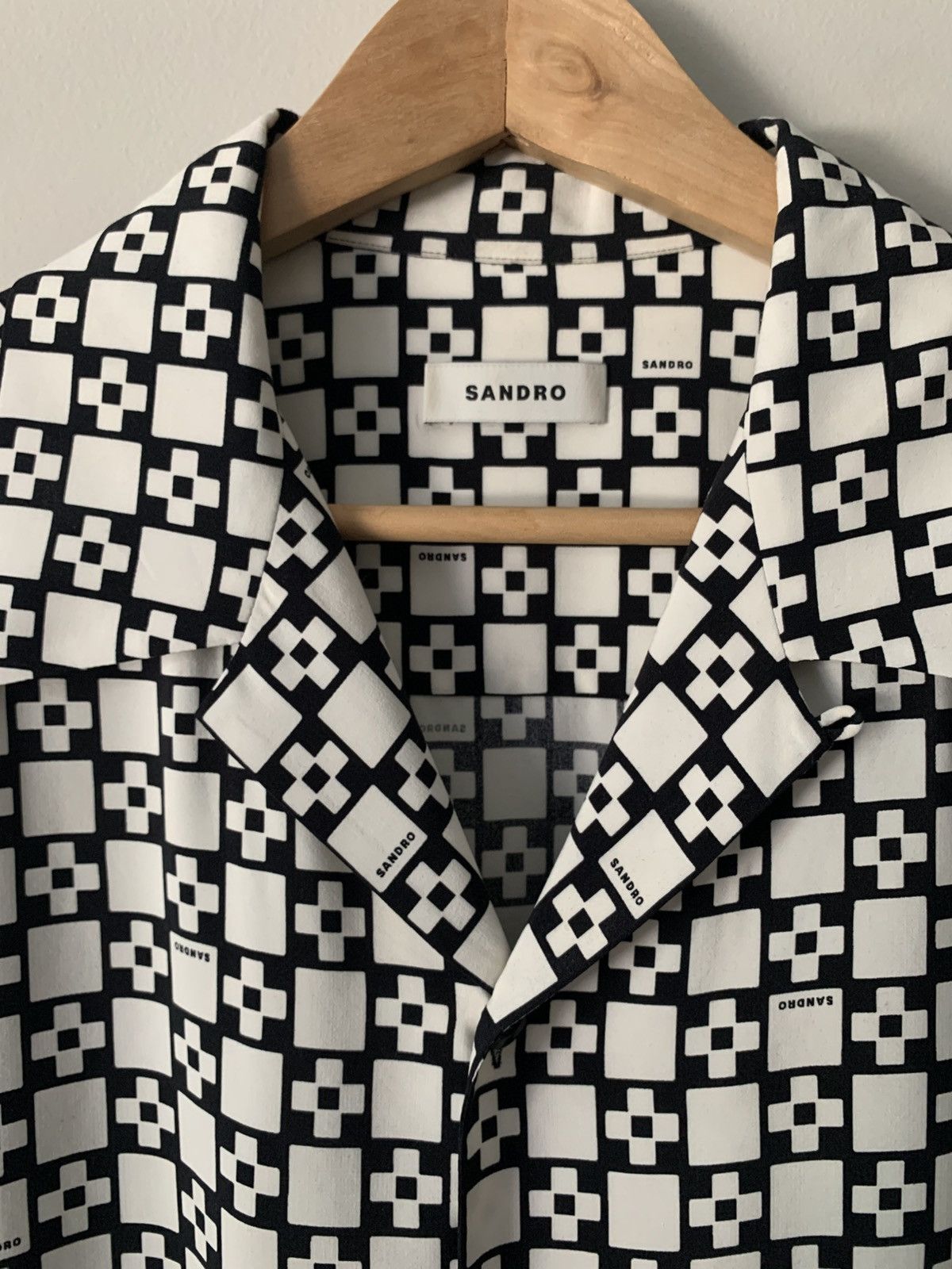 Sandro Sandro Graphic Shirt Size US S / EU 44-46 / 1 - 3 Thumbnail