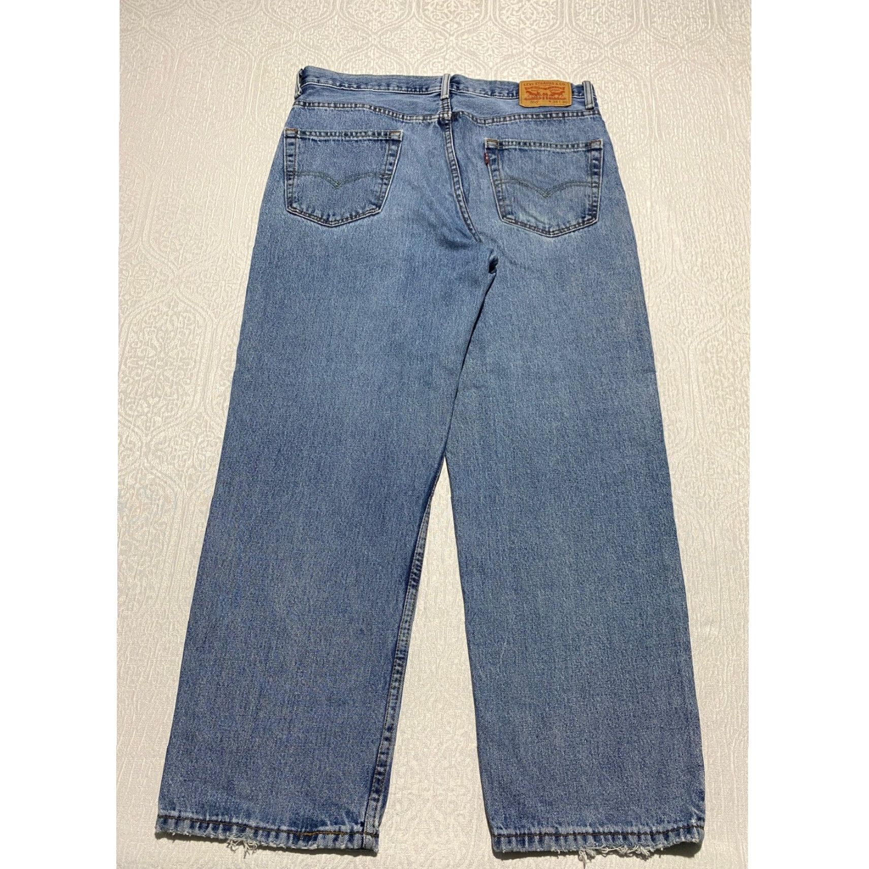 Levi's Levi's 550 Jeans Men Relaxed Fit Denim Light Wash W36 L30 Casual Everyday Pocket Closure Zip Button Size US 36 / EU 52 - 2 Thumbnail