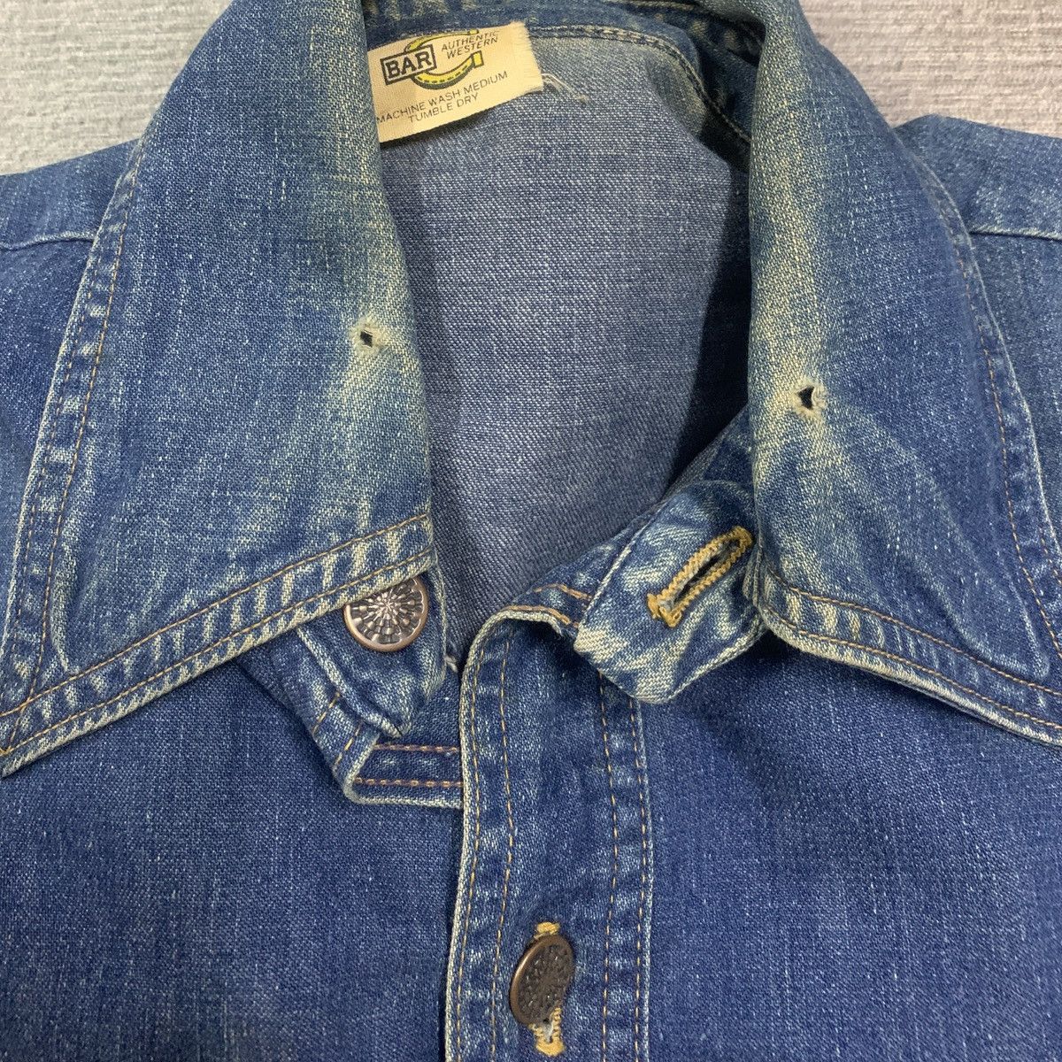 Vintage Vtg 60's 70's Bar C Ranchwear 4 Pocket Denim Work Shirt Size US M / EU 48-50 / 2 - 11 Thumbnail