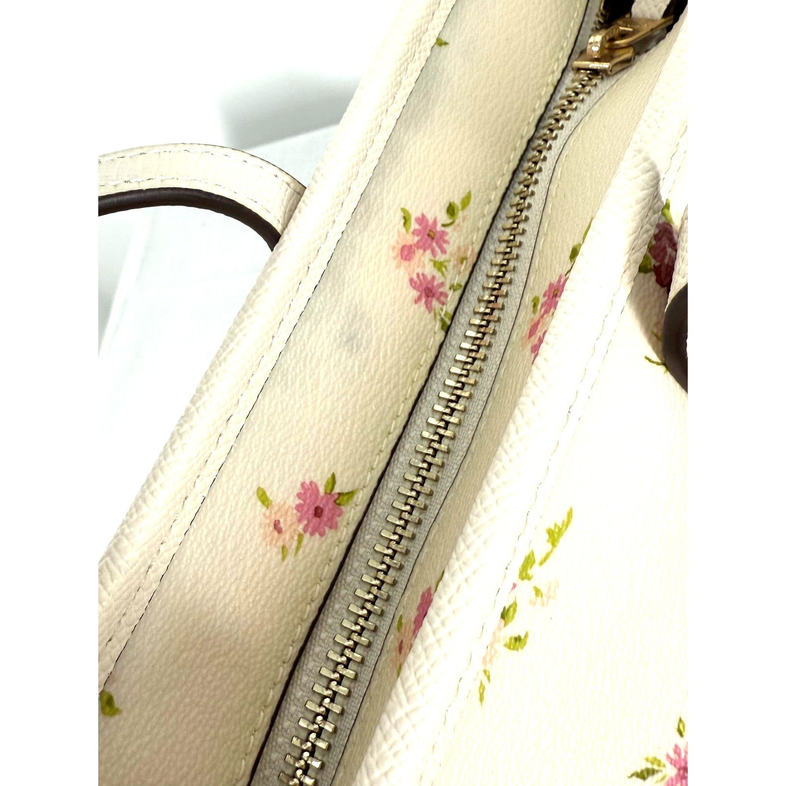 Coach Limited Ed. Coach City Tote Daisy Print Chalk Multi F29487 Size ONE SIZE - 9 Thumbnail