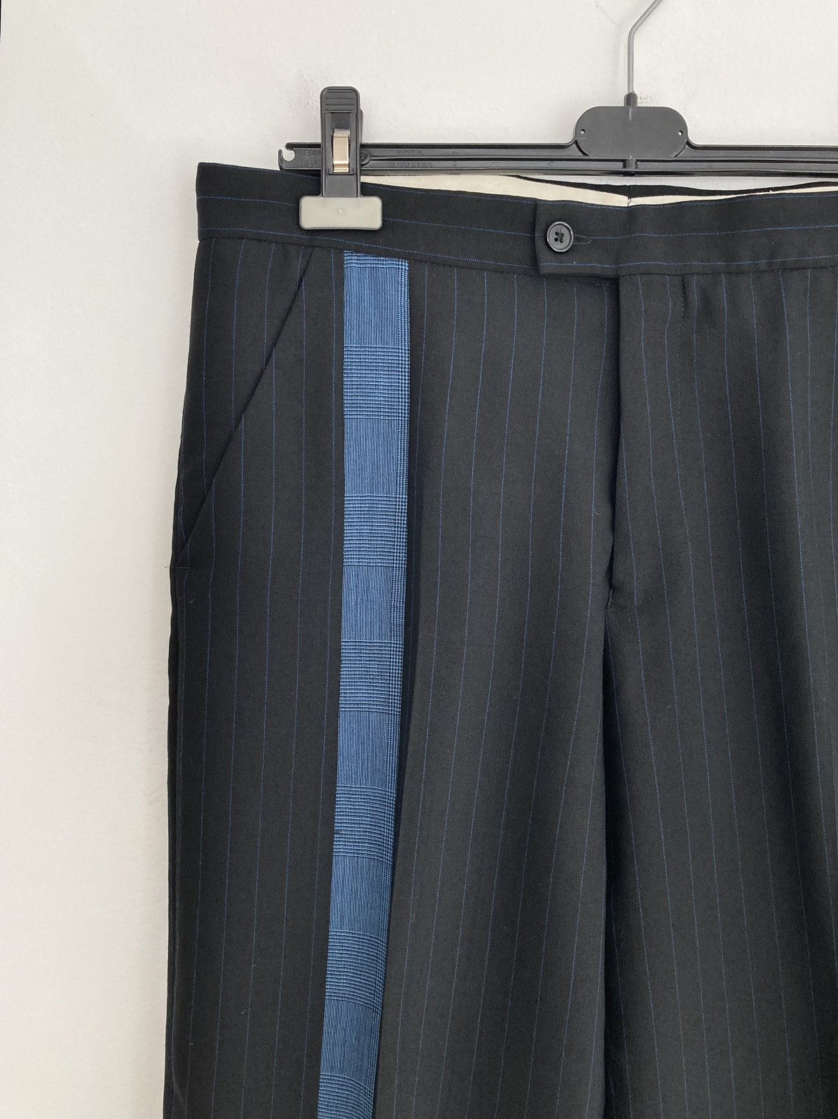 Alexander McQueen S/S 1998 “Golden Shower” Vertical Stripe Suit Size 52R - 6 Thumbnail