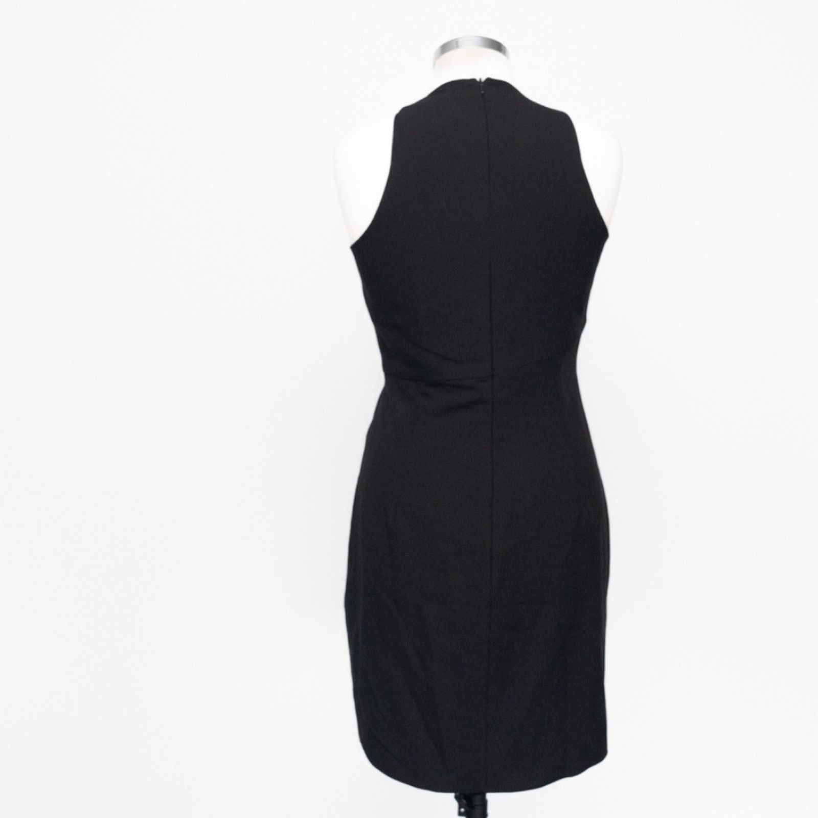Black Halo Black Halo. Brett Draped Sleeveless Mini Dress. Size M / US 6-8 / IT 42-44 - 13 Thumbnail