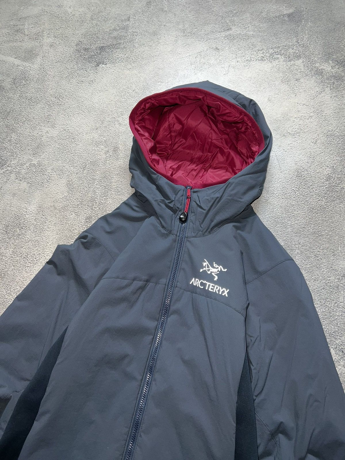 Arc'teryx Vintage Y2k Arc’teryx 🩶 Nylon Reflective Logo Jacket 00’s Size XS / US 0-2 / IT 36-38 - 7 Thumbnail