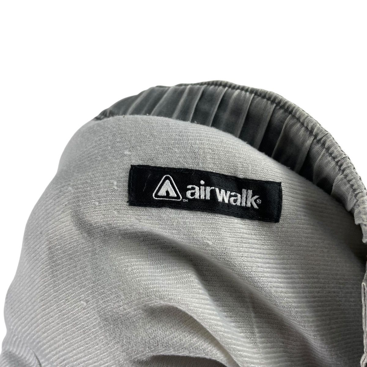Airwalk Vintage Airwalk 90s Parachute Nylon Cargo Pants Size US 34 / EU 50 - 11 Thumbnail